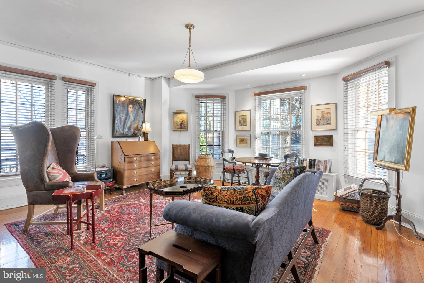 1026 16TH ST NW #202, WASHINGTON, District Of Columbia 20036, 2 Bedrooms Bedrooms, ,2 BathroomsBathrooms,Residential,For sale,1026 16TH ST NW #202,DCDC2185434 MLS # DCDC2185434