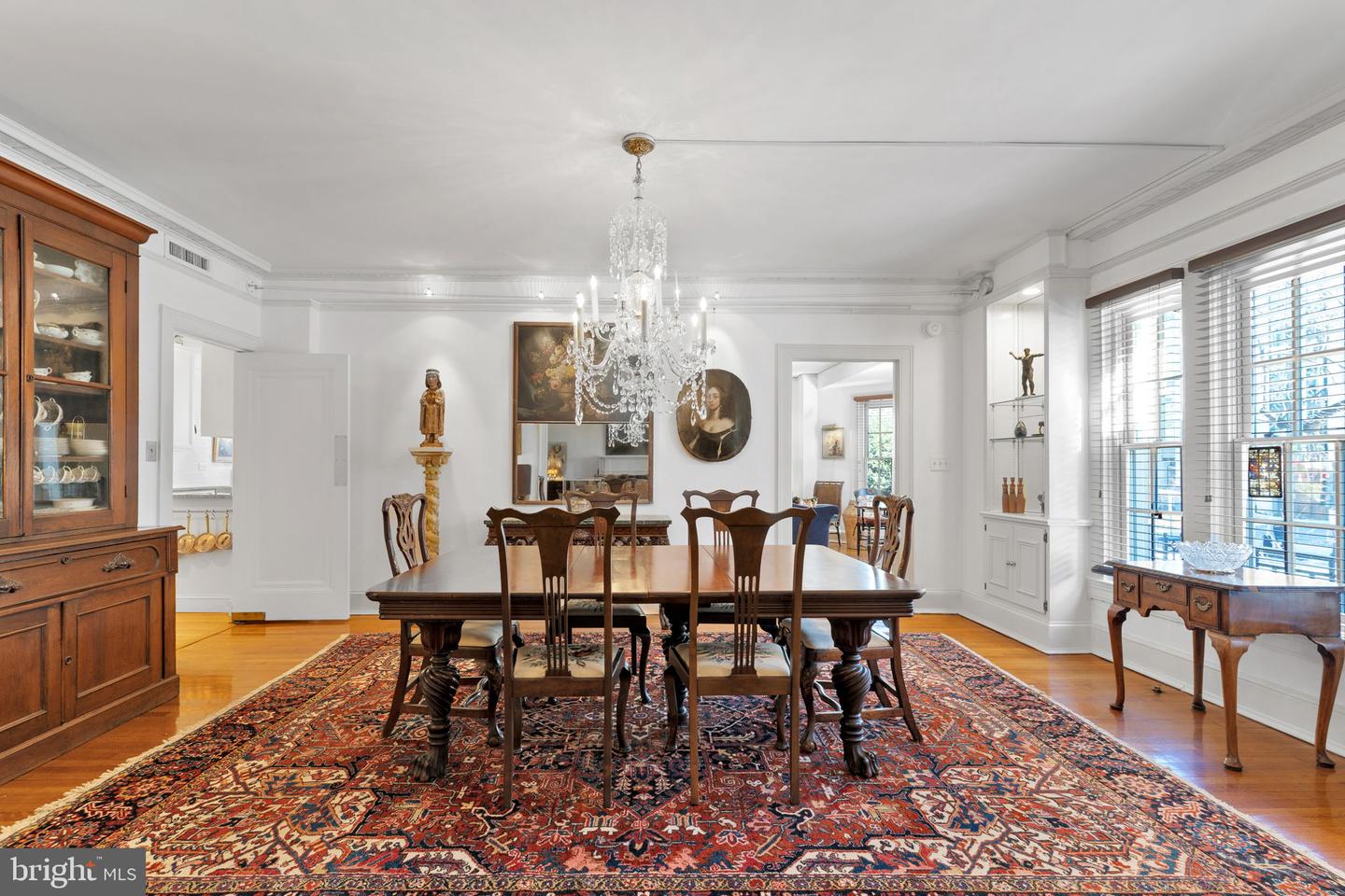 1026 16TH ST NW #202, WASHINGTON, District Of Columbia 20036, 2 Bedrooms Bedrooms, ,2 BathroomsBathrooms,Residential,For sale,1026 16TH ST NW #202,DCDC2185434 MLS # DCDC2185434