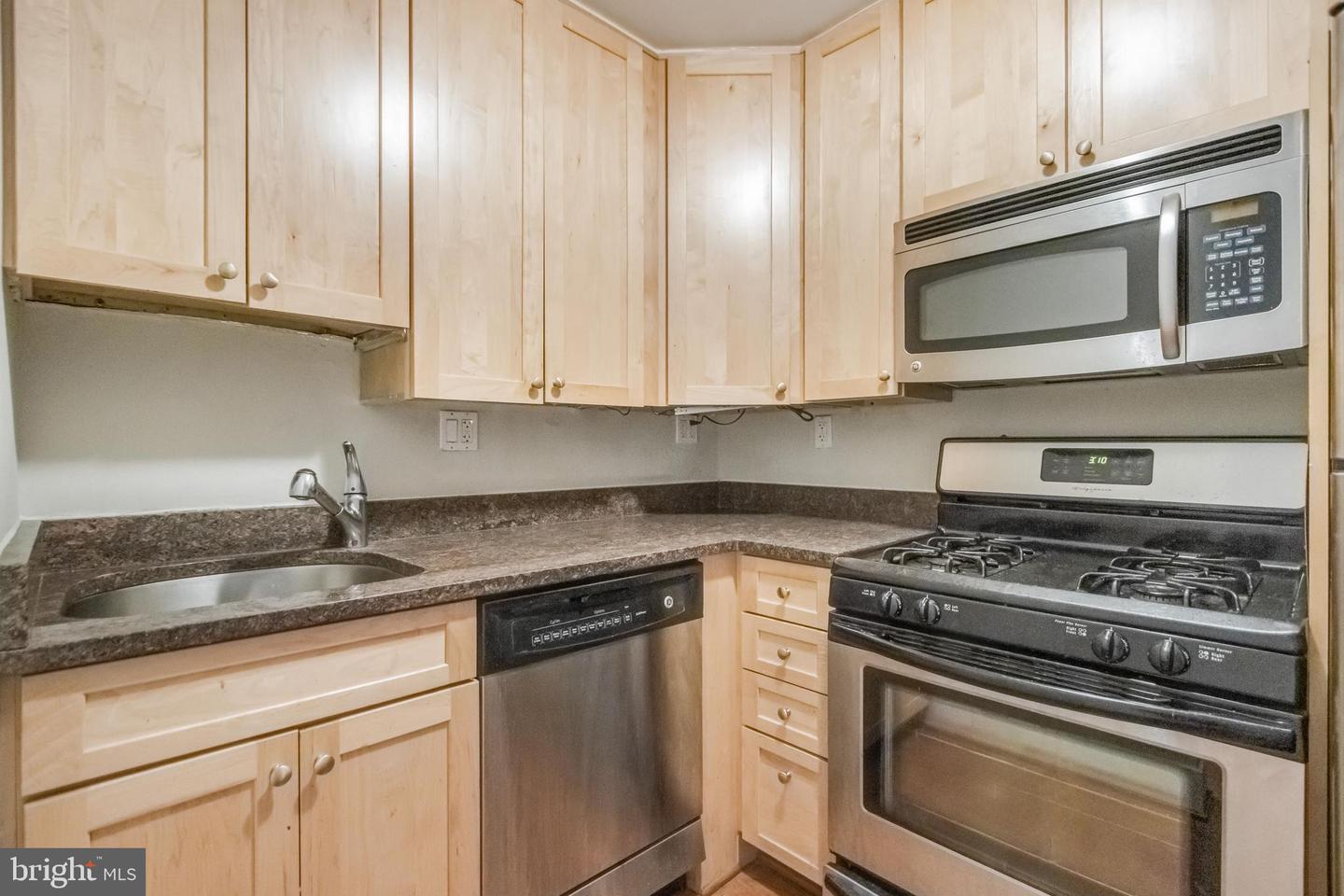 4840 MACARTHUR BLVD NW #307, WASHINGTON, District Of Columbia 20007, 2 Bedrooms Bedrooms, ,1 BathroomBathrooms,Residential,For sale,4840 MACARTHUR BLVD NW #307,DCDC2185450 MLS # DCDC2185450