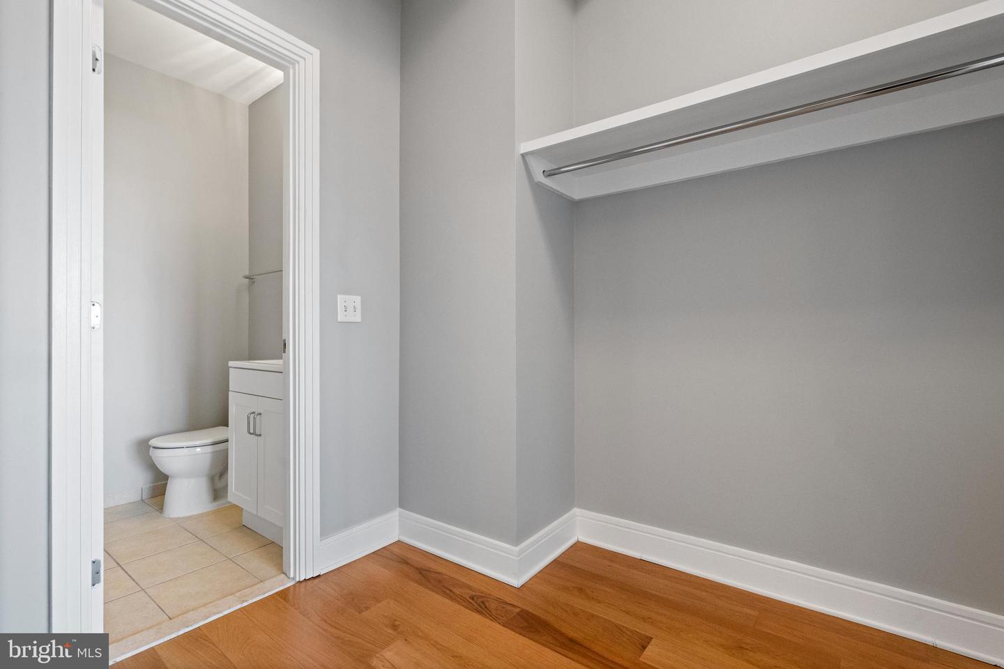 800 4TH ST SW #N812, WASHINGTON, District Of Columbia 20024, 1 Bedroom Bedrooms, 2 Rooms Rooms,1 BathroomBathrooms,Residential,For sale,800 4TH ST SW #N812,DCDC2172210 MLS # DCDC2172210