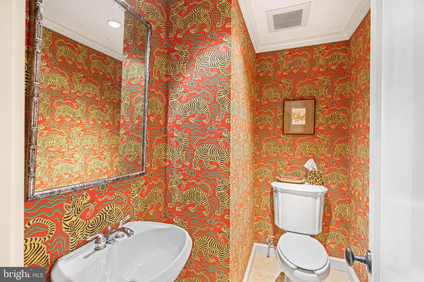 5431 POTOMAC AVE NW, WASHINGTON, District Of Columbia 20016, 5 Bedrooms Bedrooms, ,4 BathroomsBathrooms,Residential,For sale,5431 POTOMAC AVE NW,DCDC2175058 MLS # DCDC2175058