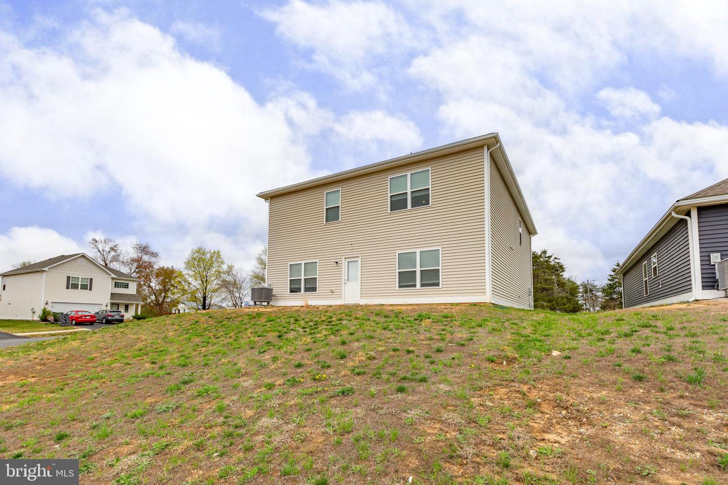 16998 EDWARDS RD, BOWLING GREEN, Virginia 22427, 5 Bedrooms Bedrooms, ,2 BathroomsBathrooms,Residential,For sale,16998 EDWARDS RD,VACV2007578 MLS # VACV2007578