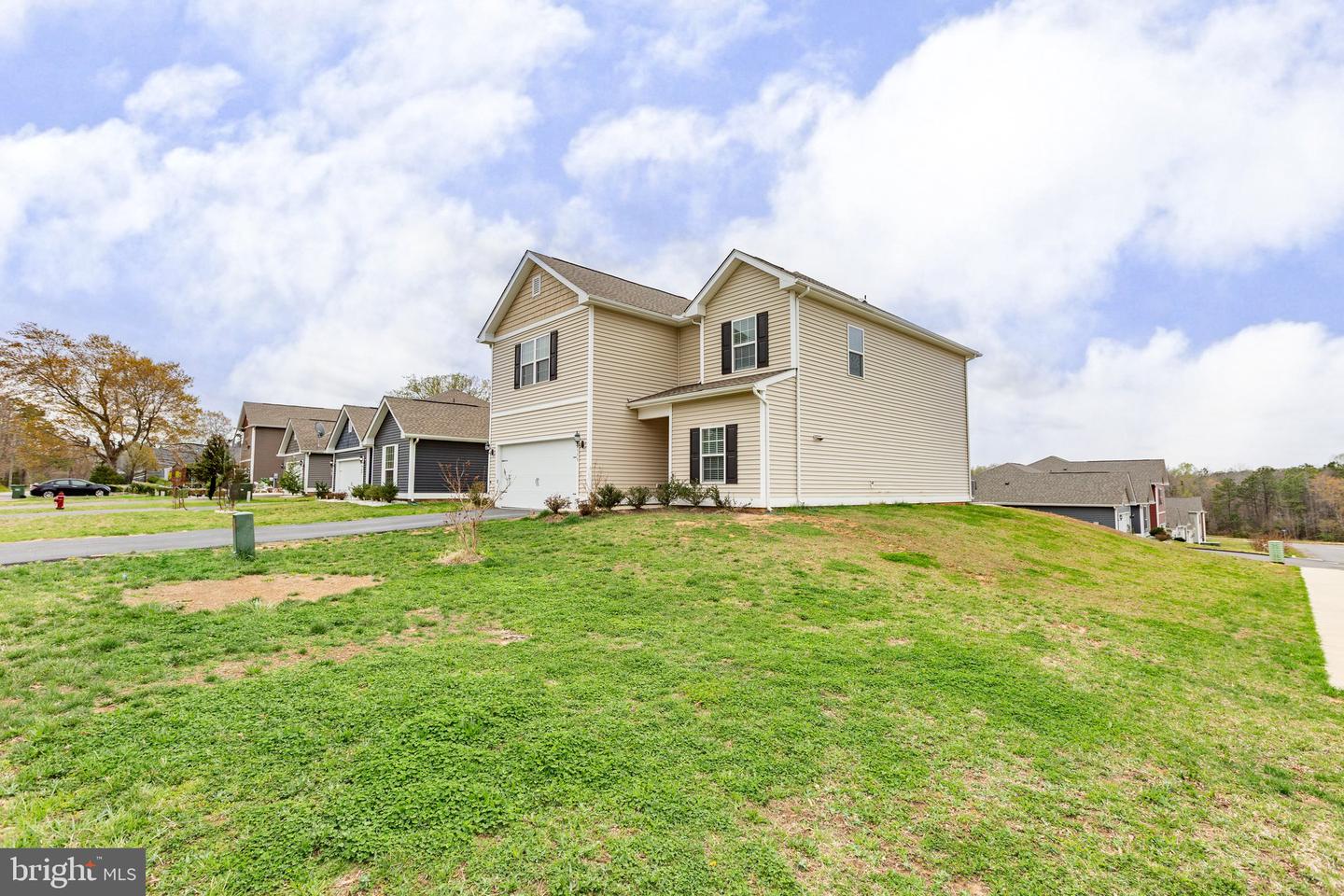 16998 EDWARDS RD, BOWLING GREEN, Virginia 22427, 5 Bedrooms Bedrooms, ,2 BathroomsBathrooms,Residential,For sale,16998 EDWARDS RD,VACV2007578 MLS # VACV2007578