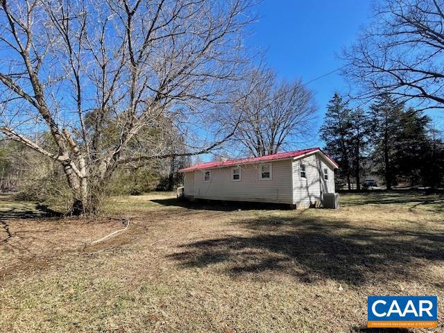 475 LIBERTY RD, NEW CANTON, Virginia 23123, 3 Bedrooms Bedrooms, ,1 BathroomBathrooms,Residential,For sale,475 LIBERTY RD,660908 MLS # 660908