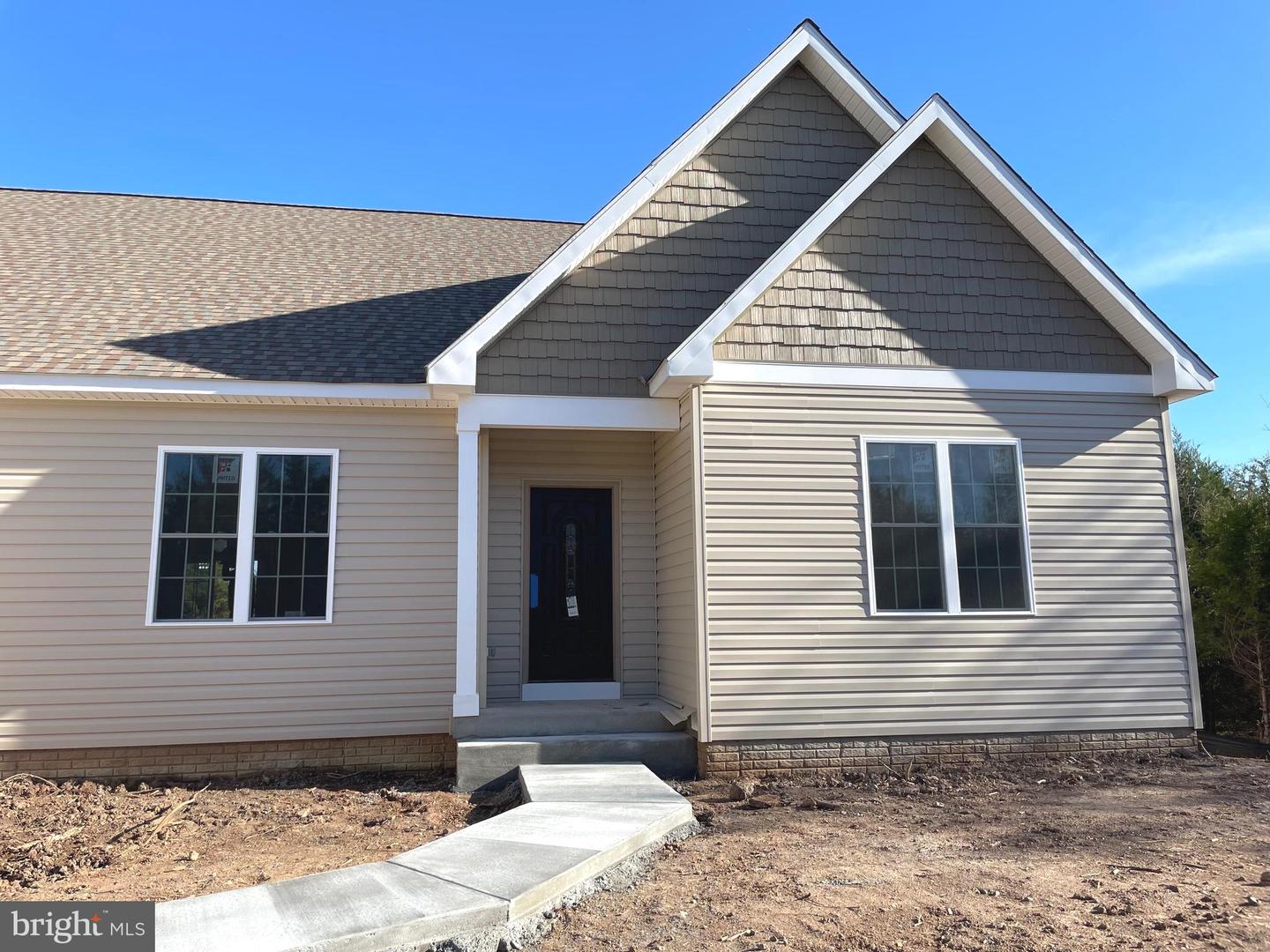 2012 DOZER LN., CATLETT, Virginia 20119, 4 Bedrooms Bedrooms, 7 Rooms Rooms,3 BathroomsBathrooms,Residential,For sale,2012 DOZER LN.,VAFQ2015372 MLS # VAFQ2015372