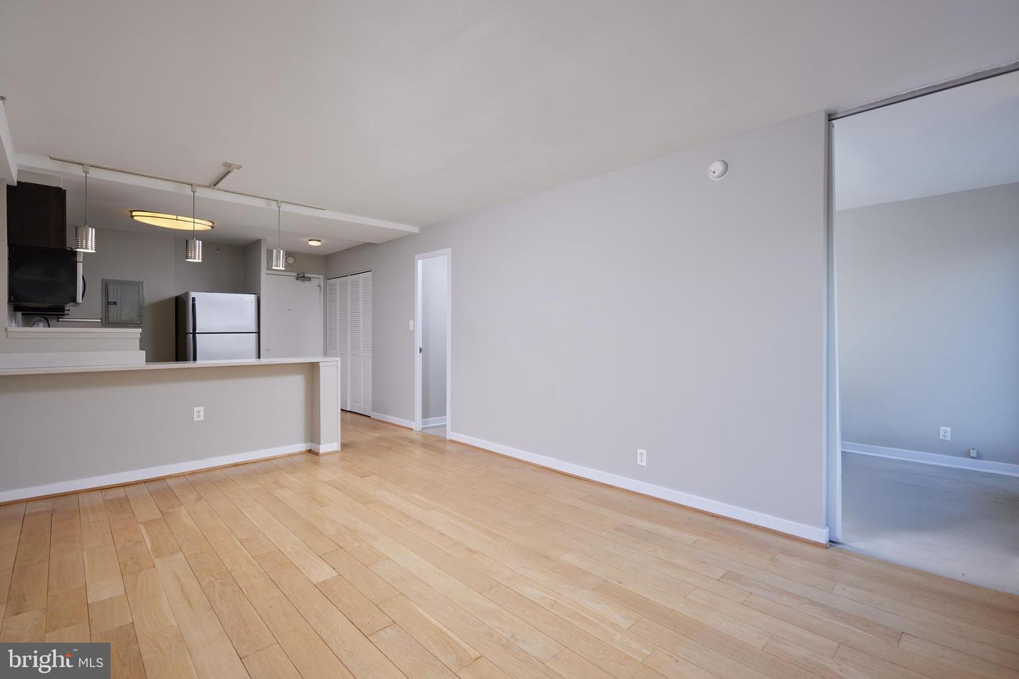 1101 3RD ST SW #202, WASHINGTON, District Of Columbia 20024, 1 Bedroom Bedrooms, ,1 BathroomBathrooms,Residential,For sale,1101 3RD ST SW #202,DCDC2185528 MLS # DCDC2185528
