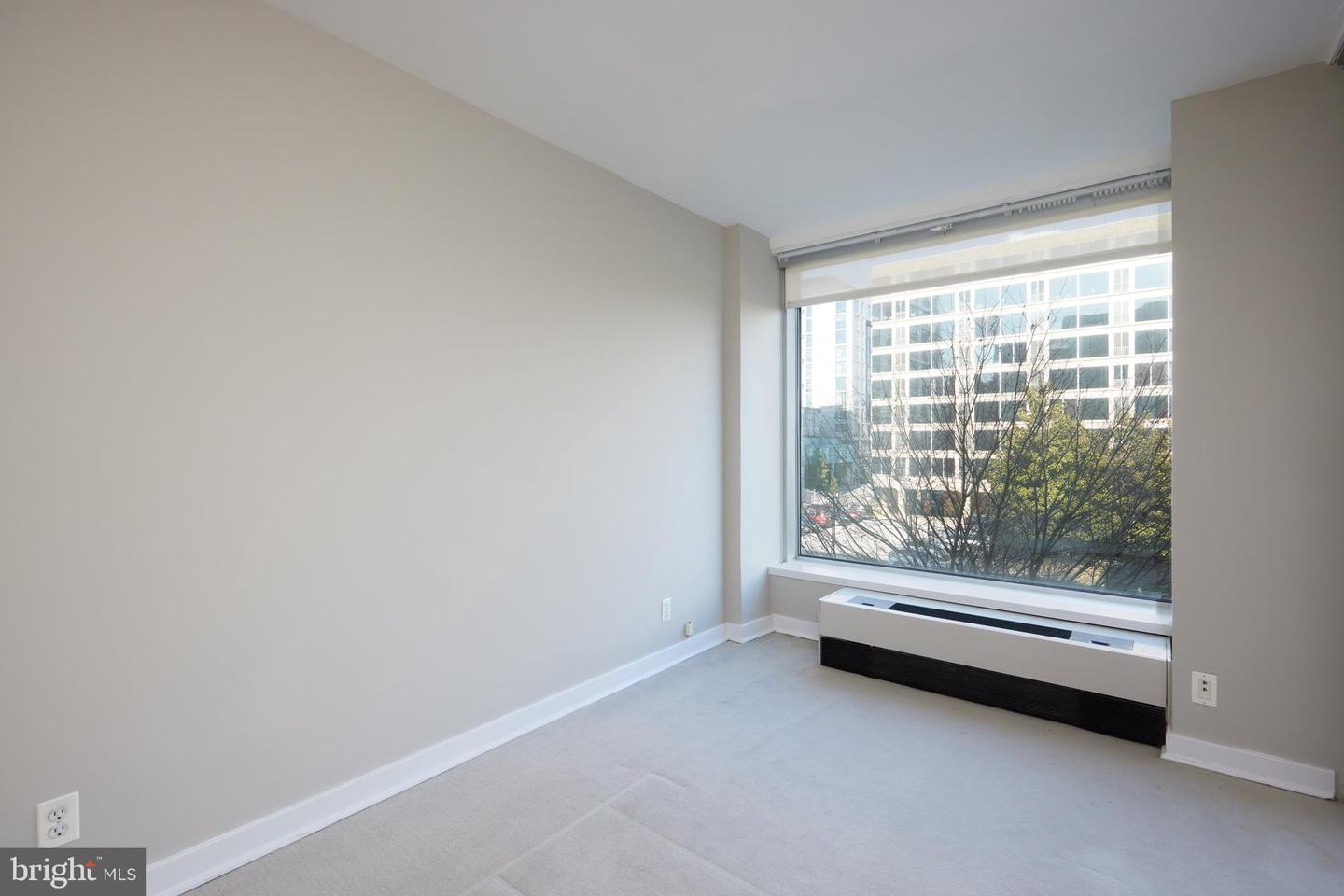 1101 3RD ST SW #202, WASHINGTON, District Of Columbia 20024, 1 Bedroom Bedrooms, ,1 BathroomBathrooms,Residential,For sale,1101 3RD ST SW #202,DCDC2185528 MLS # DCDC2185528