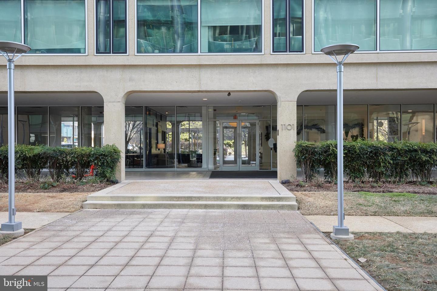 1101 3RD ST SW #202, WASHINGTON, District Of Columbia 20024, 1 Bedroom Bedrooms, ,1 BathroomBathrooms,Residential,For sale,1101 3RD ST SW #202,DCDC2185528 MLS # DCDC2185528
