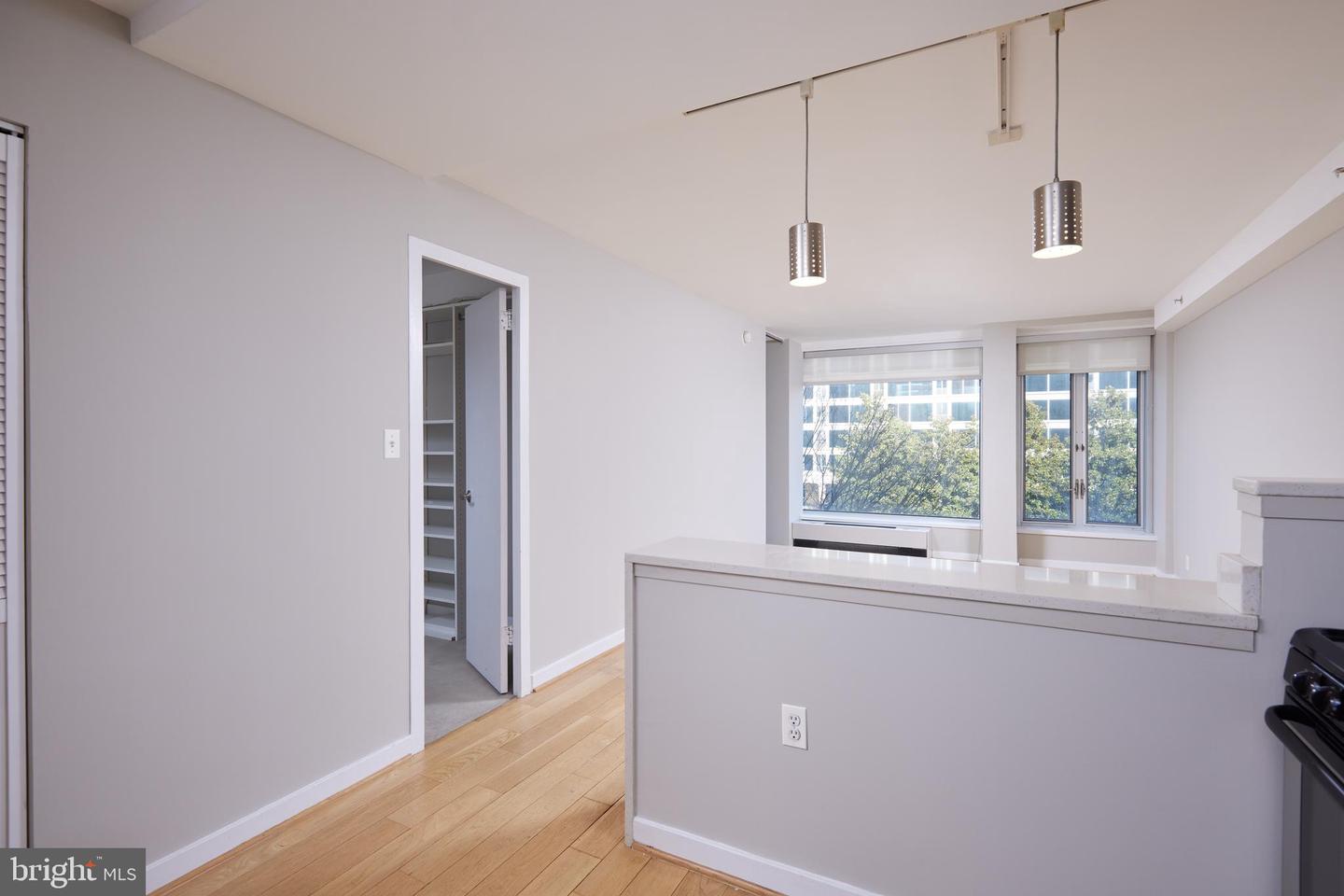 1101 3RD ST SW #202, WASHINGTON, District Of Columbia 20024, 1 Bedroom Bedrooms, ,1 BathroomBathrooms,Residential,For sale,1101 3RD ST SW #202,DCDC2185528 MLS # DCDC2185528