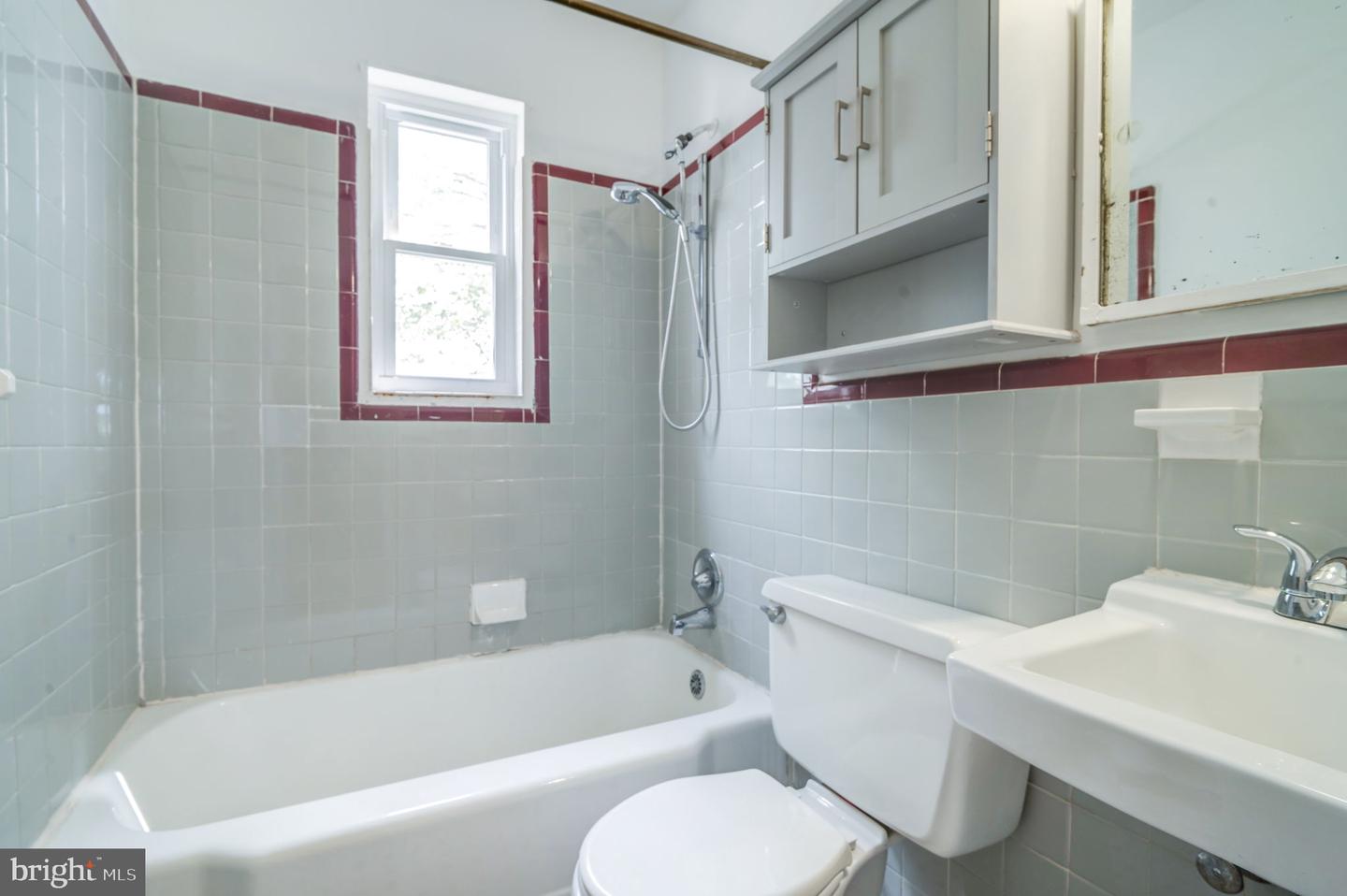 421 JEFFERSON ST NE, WASHINGTON, District Of Columbia 20011, 4 Bedrooms Bedrooms, ,1 BathroomBathrooms,Residential,For sale,421 JEFFERSON ST NE,DCDC2157476 MLS # DCDC2157476