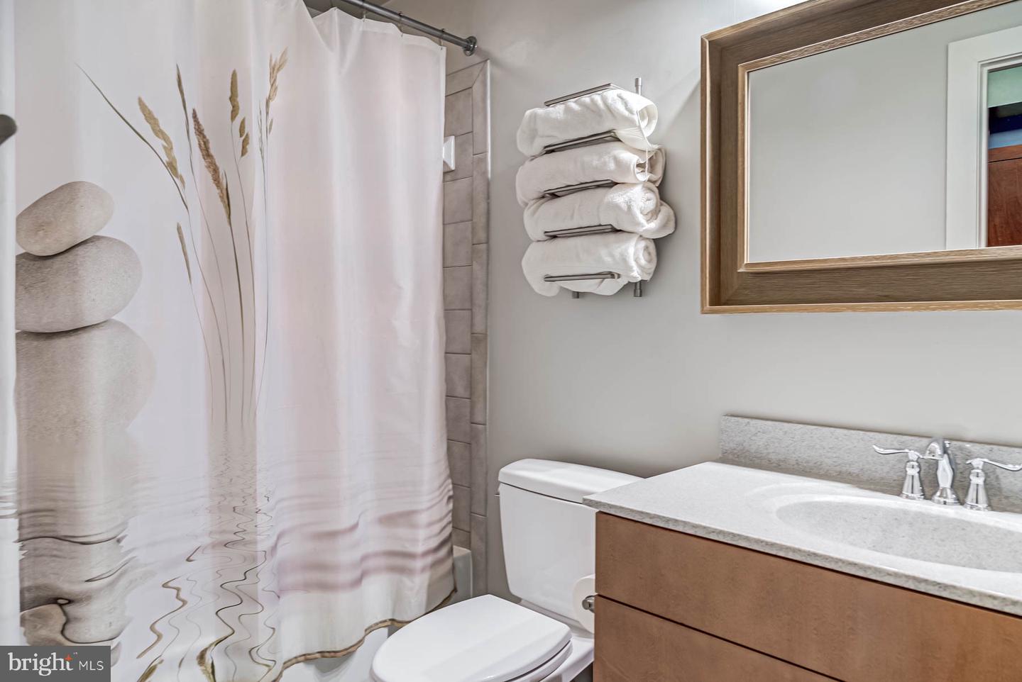 1390 KENYON ST NW #326, WASHINGTON, District Of Columbia 20010, 2 Bedrooms Bedrooms, ,2 BathroomsBathrooms,Residential,For sale,1390 KENYON ST NW #326,DCDC2184754 MLS # DCDC2184754