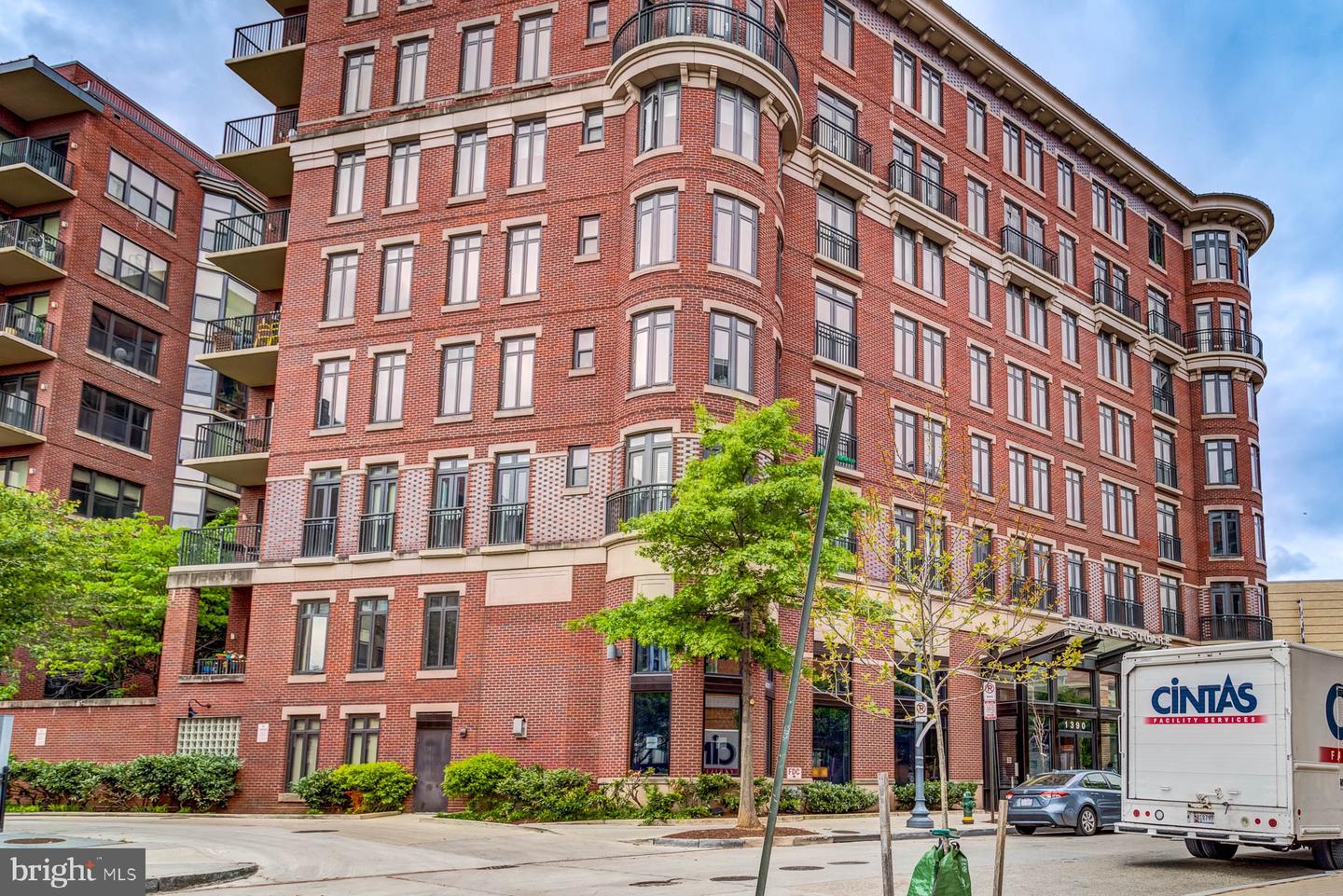 1390 KENYON ST NW #326, WASHINGTON, District Of Columbia 20010, 2 Bedrooms Bedrooms, ,2 BathroomsBathrooms,Residential,For sale,1390 KENYON ST NW #326,DCDC2184754 MLS # DCDC2184754