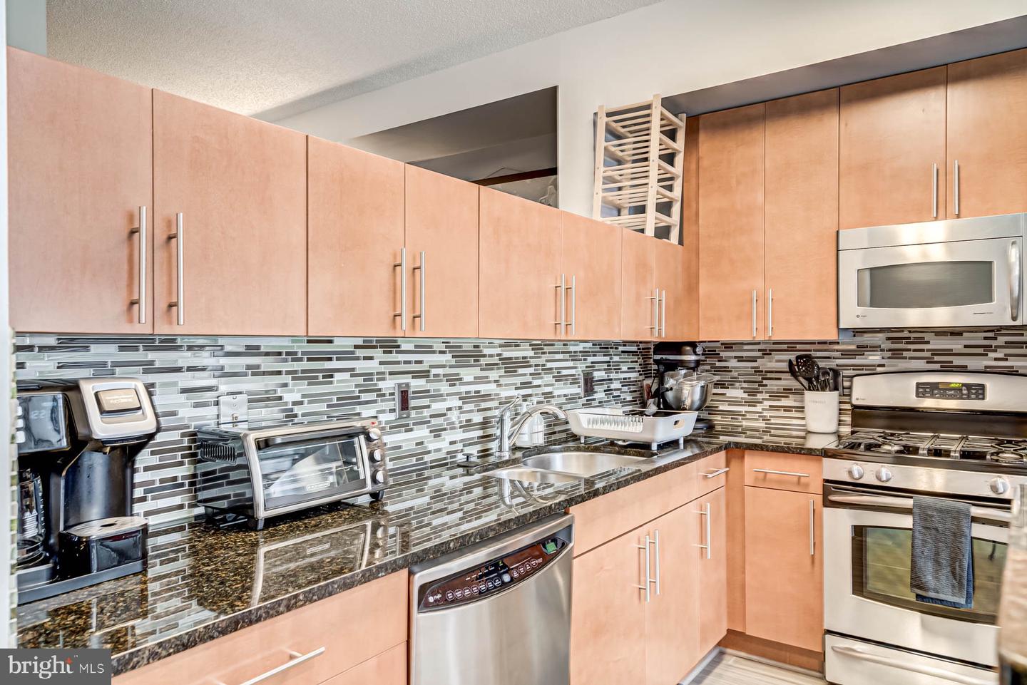 1390 KENYON ST NW #326, WASHINGTON, District Of Columbia 20010, 2 Bedrooms Bedrooms, ,2 BathroomsBathrooms,Residential,For sale,1390 KENYON ST NW #326,DCDC2184754 MLS # DCDC2184754