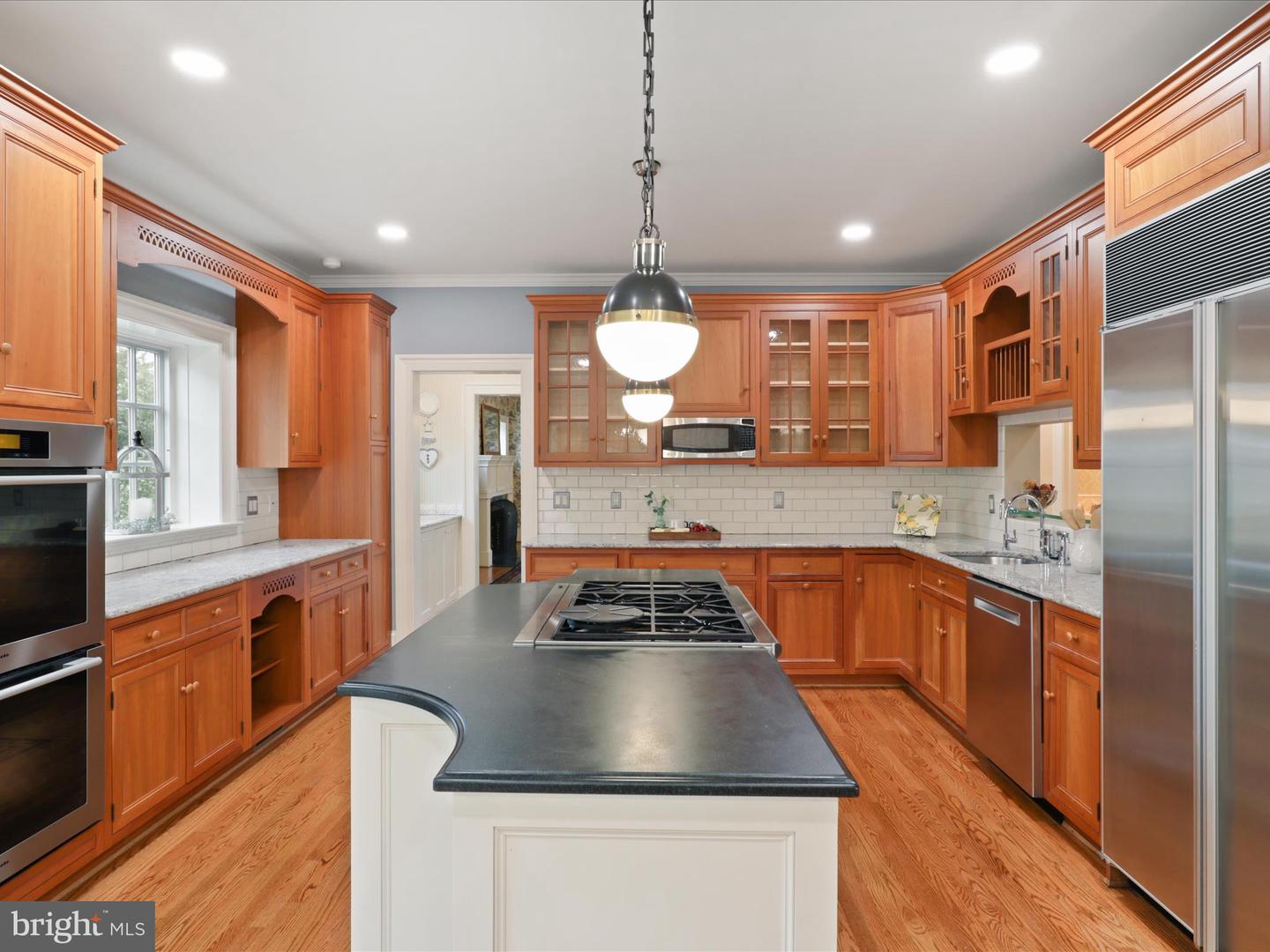 503 HIGH ST, ALEXANDRIA, Virginia 22302, 6 Bedrooms Bedrooms, ,5 BathroomsBathrooms,Residential,For sale,503 HIGH ST,VAAX2041860 MLS # VAAX2041860