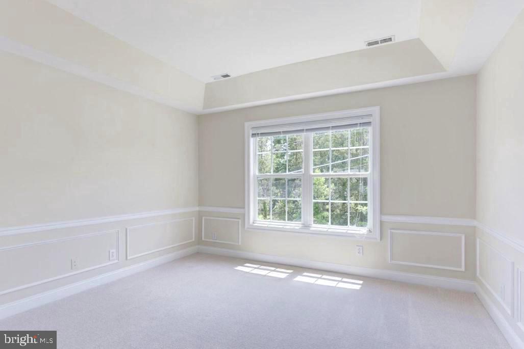 6614 QUANDER RD, ALEXANDRIA, Virginia 22307, 7 Bedrooms Bedrooms, ,5 BathroomsBathrooms,Residential,For sale,6614 QUANDER RD,VAFX2213718 MLS # VAFX2213718