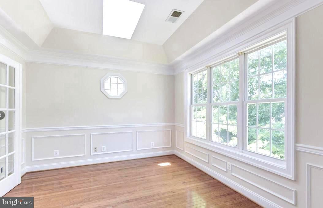 6614 QUANDER RD, ALEXANDRIA, Virginia 22307, 7 Bedrooms Bedrooms, ,5 BathroomsBathrooms,Residential,For sale,6614 QUANDER RD,VAFX2213718 MLS # VAFX2213718