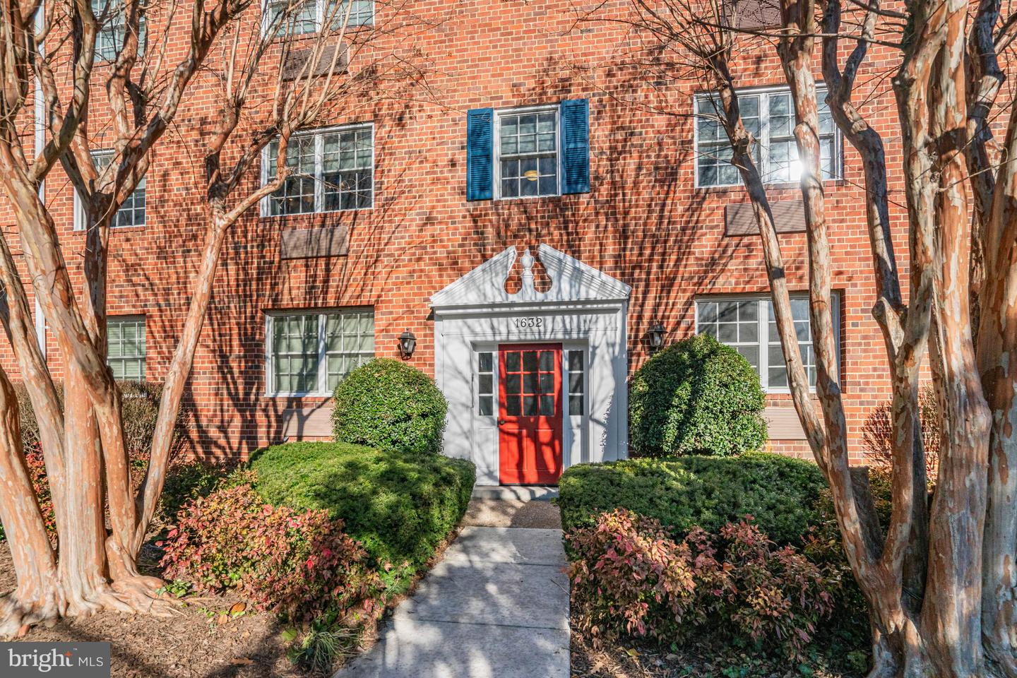 1632 W ABINGDON DR #302, ALEXANDRIA, Virginia 22314, 1 Bedroom Bedrooms, ,1 BathroomBathrooms,Residential,For sale,1632 W ABINGDON DR #302,VAAX2041434 MLS # VAAX2041434