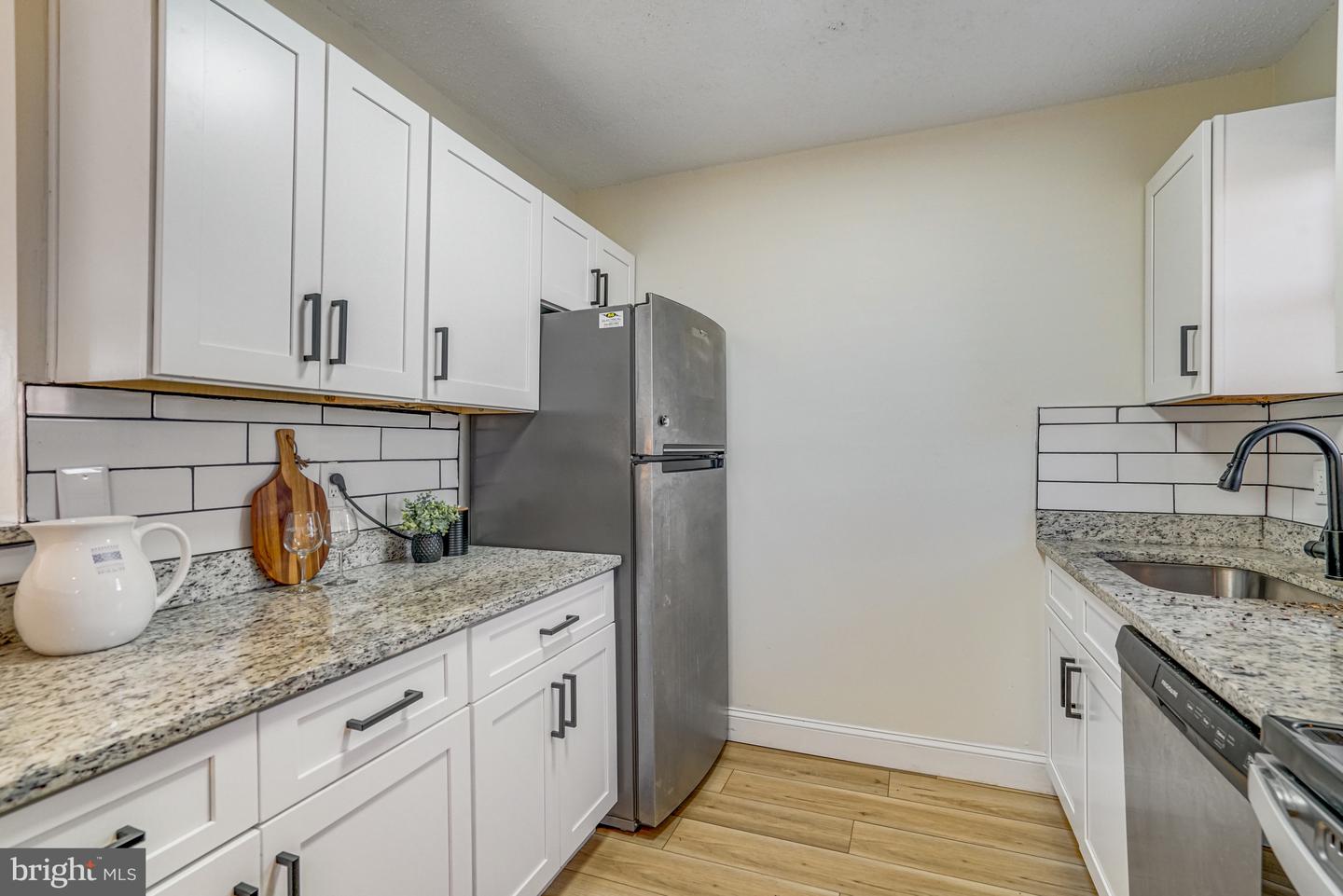 1632 W ABINGDON DR #302, ALEXANDRIA, Virginia 22314, 1 Bedroom Bedrooms, ,1 BathroomBathrooms,Residential,For sale,1632 W ABINGDON DR #302,VAAX2041434 MLS # VAAX2041434