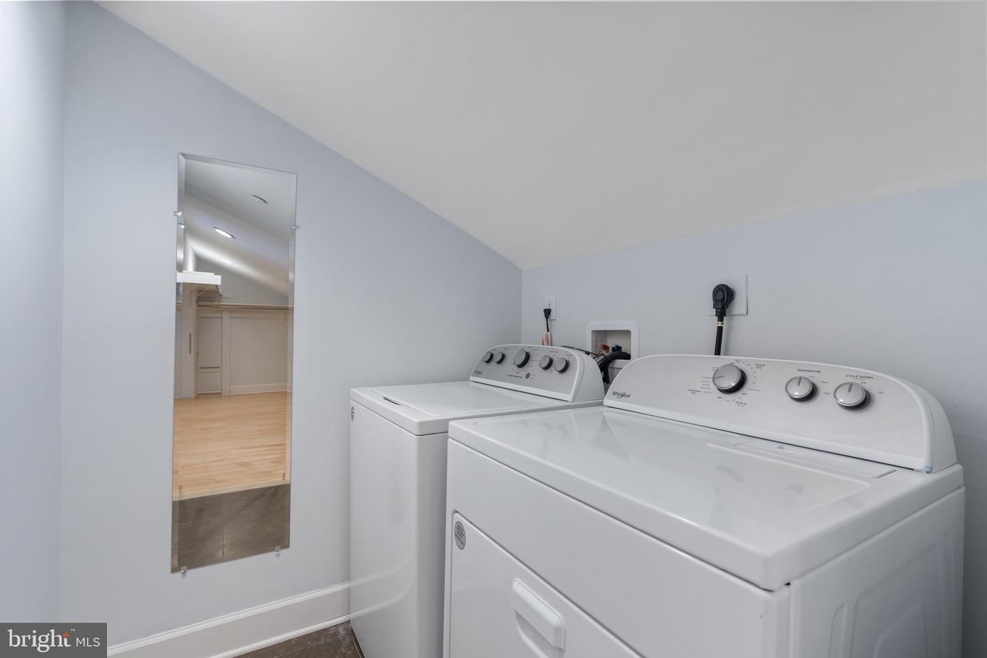 1111 M ST NW #7, WASHINGTON, District Of Columbia 20005, 2 Bedrooms Bedrooms, ,2 BathroomsBathrooms,Residential,For sale,1111 M ST NW #7,DCDC2183712 MLS # DCDC2183712