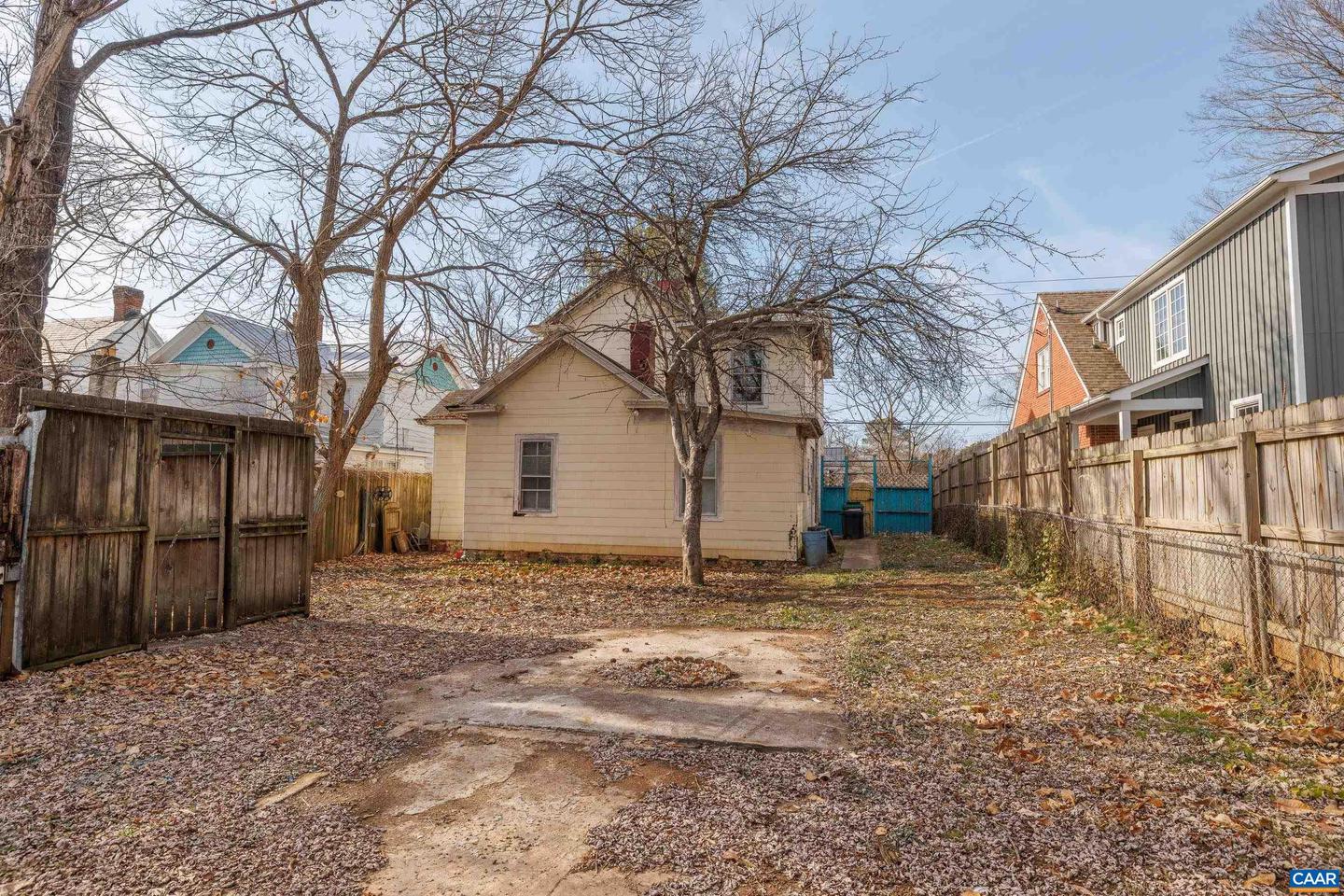 708 LOCUST AVE, CHARLOTTESVILLE, Virginia 22902, 3 Bedrooms Bedrooms, ,1 BathroomBathrooms,Residential,For sale,708 LOCUST AVE,660882 MLS # 660882