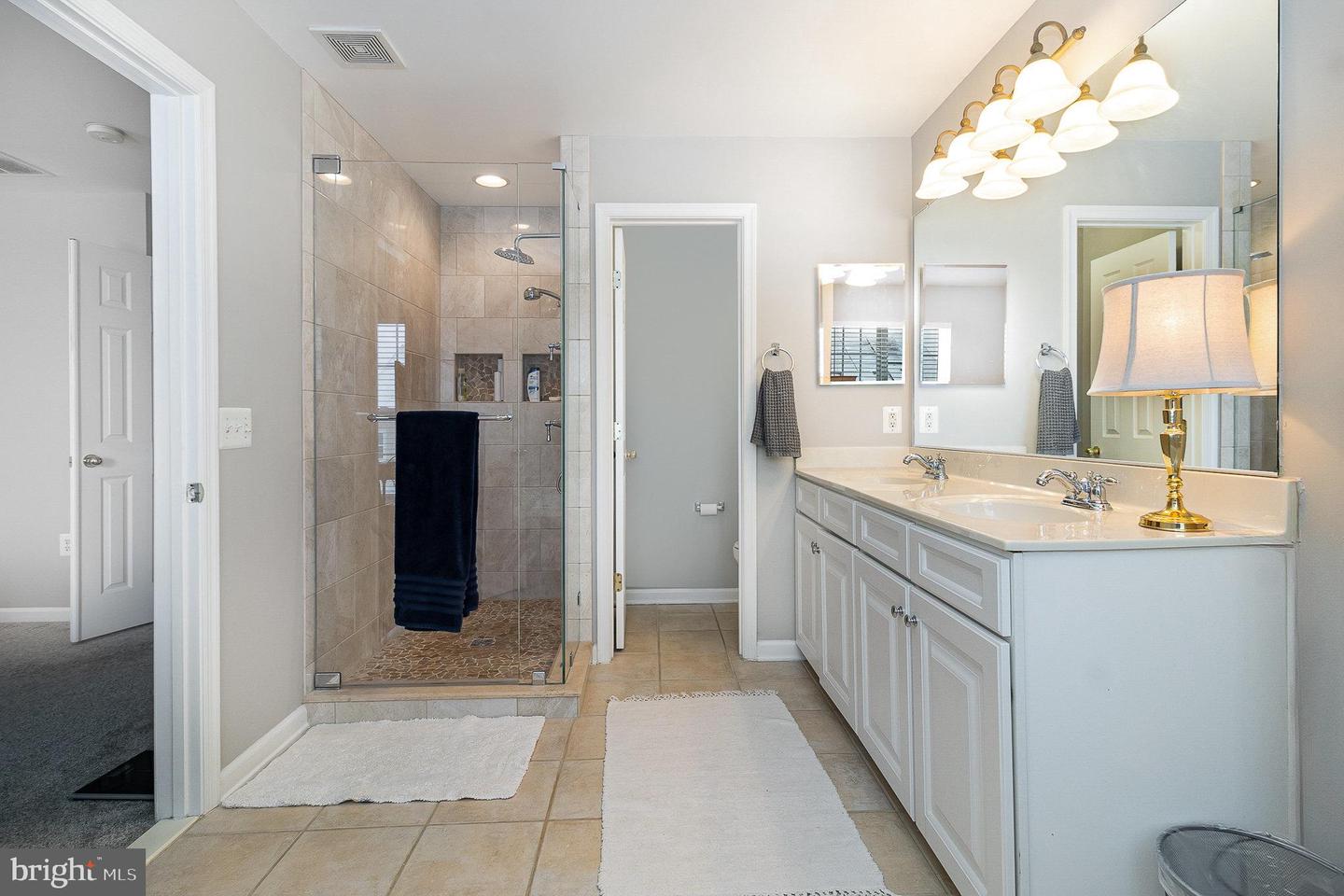 1006 HAMPTON ST, FREDERICKSBURG, Virginia 22401, 3 Bedrooms Bedrooms, ,3 BathroomsBathrooms,Residential,For sale,1006 HAMPTON ST,VAFB2007620 MLS # VAFB2007620