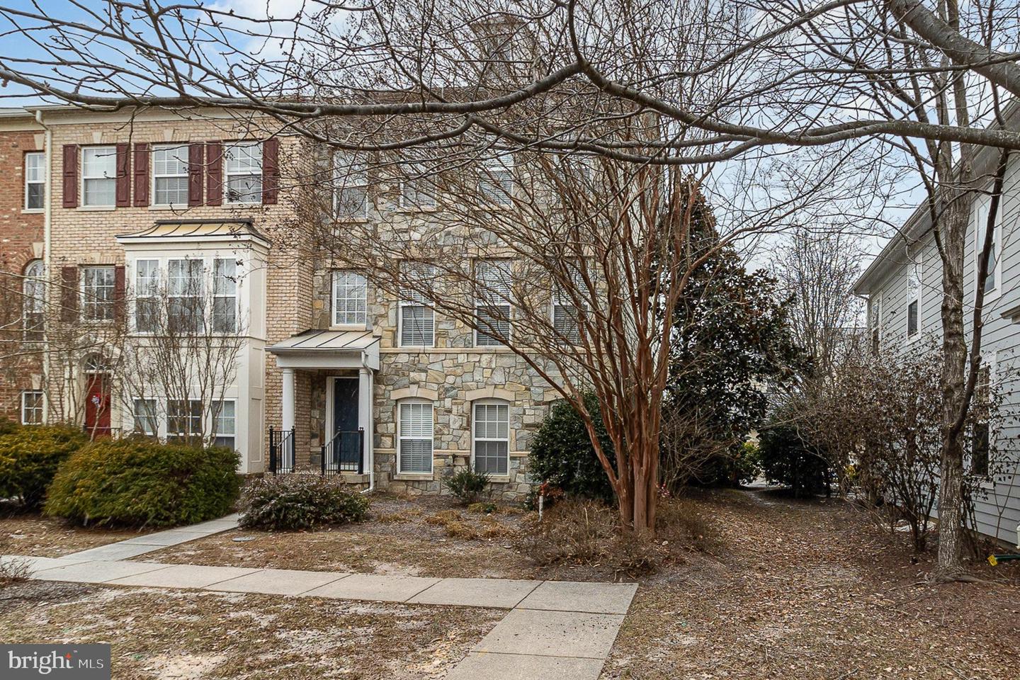 1006 HAMPTON ST, FREDERICKSBURG, Virginia 22401, 3 Bedrooms Bedrooms, ,3 BathroomsBathrooms,Residential,For sale,1006 HAMPTON ST,VAFB2007620 MLS # VAFB2007620