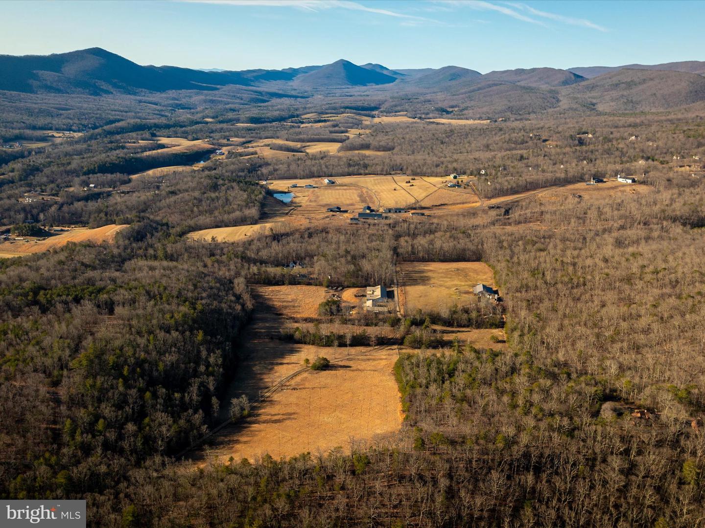 1215 NARROW PATH RD, FORT VALLEY, Virginia 22652, 9 Bedrooms Bedrooms, ,4 BathroomsBathrooms,Farm,For sale,1215 NARROW PATH RD,VASH2010694 MLS # VASH2010694