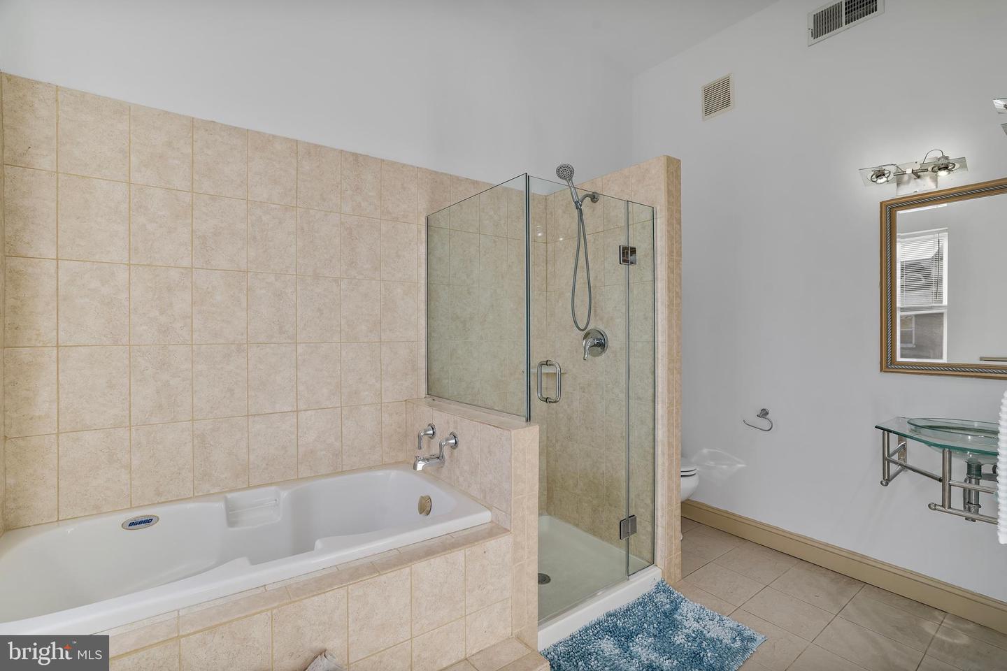 1854 2ND ST NW, WASHINGTON, District Of Columbia 20001, 3 Bedrooms Bedrooms, 6 Rooms Rooms,3 BathroomsBathrooms,Residential,For sale,1854 2ND ST NW,DCDC2185530 MLS # DCDC2185530