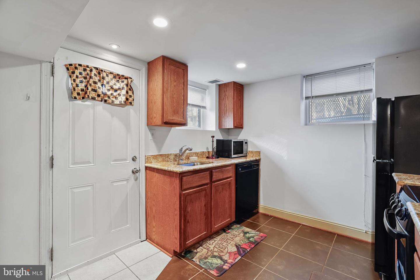 1854 2ND ST NW, WASHINGTON, District Of Columbia 20001, 3 Bedrooms Bedrooms, 6 Rooms Rooms,3 BathroomsBathrooms,Residential,For sale,1854 2ND ST NW,DCDC2185530 MLS # DCDC2185530