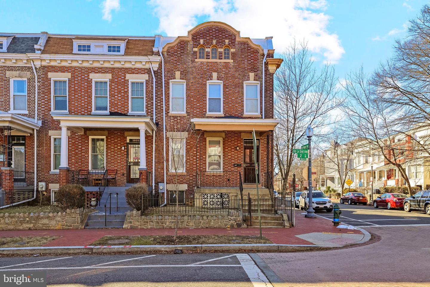 1854 2ND ST NW, WASHINGTON, District Of Columbia 20001, 3 Bedrooms Bedrooms, 6 Rooms Rooms,3 BathroomsBathrooms,Residential,For sale,1854 2ND ST NW,DCDC2185530 MLS # DCDC2185530