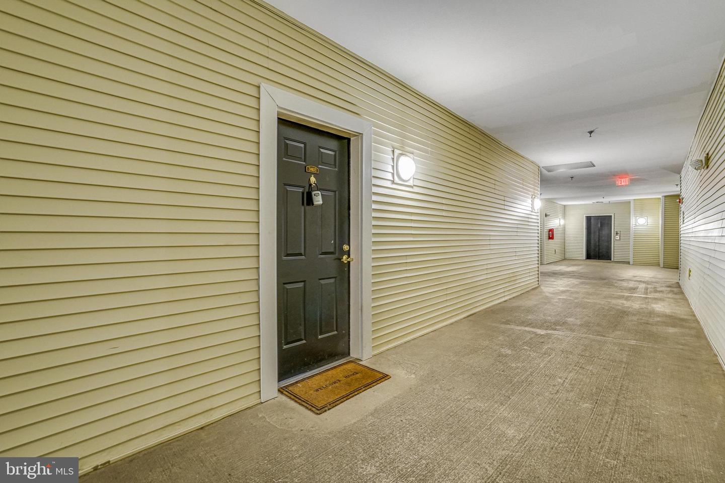 4561 STRUTFIELD LN #3403, ALEXANDRIA, Virginia 22311, 2 Bedrooms Bedrooms, ,2 BathroomsBathrooms,Residential,For sale,4561 STRUTFIELD LN #3403,VAAX2041916 MLS # VAAX2041916