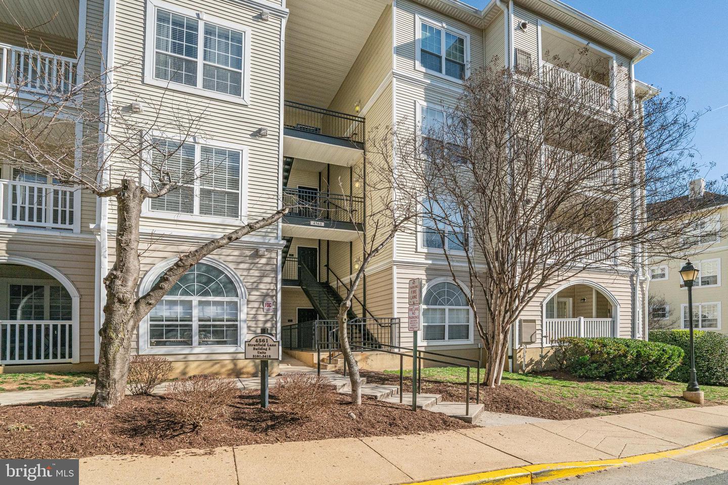 4561 STRUTFIELD LN #3403, ALEXANDRIA, Virginia 22311, 2 Bedrooms Bedrooms, ,2 BathroomsBathrooms,Residential,For sale,4561 STRUTFIELD LN #3403,VAAX2041916 MLS # VAAX2041916