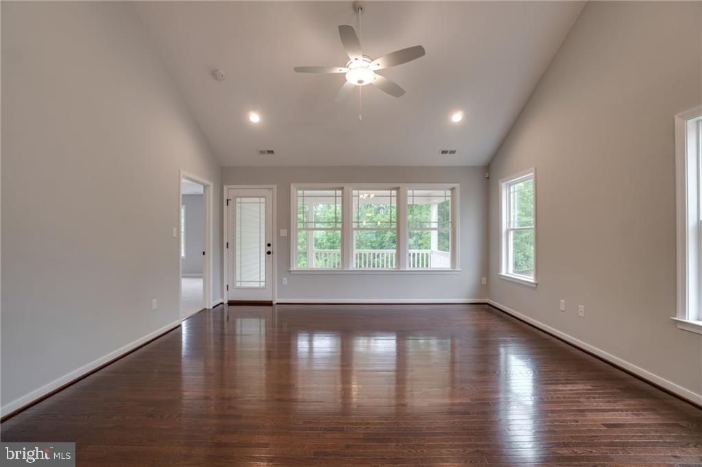 113 LOGAN WAY, TAPPAHANNOCK, Virginia 22560, 3 Bedrooms Bedrooms, 6 Rooms Rooms,2 BathroomsBathrooms,Residential,For sale,113 LOGAN WAY,VAES2000808 MLS # VAES2000808