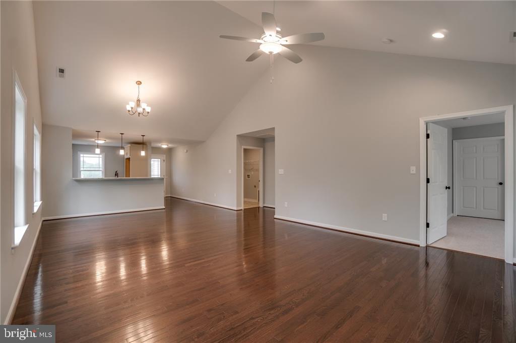 113 LOGAN WAY, TAPPAHANNOCK, Virginia 22560, 3 Bedrooms Bedrooms, 6 Rooms Rooms,2 BathroomsBathrooms,Residential,For sale,113 LOGAN WAY,VAES2000808 MLS # VAES2000808