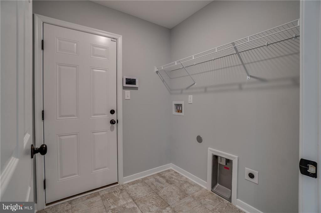 113 LOGAN WAY, TAPPAHANNOCK, Virginia 22560, 3 Bedrooms Bedrooms, 6 Rooms Rooms,2 BathroomsBathrooms,Residential,For sale,113 LOGAN WAY,VAES2000808 MLS # VAES2000808