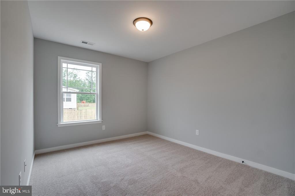 113 LOGAN WAY, TAPPAHANNOCK, Virginia 22560, 3 Bedrooms Bedrooms, 6 Rooms Rooms,2 BathroomsBathrooms,Residential,For sale,113 LOGAN WAY,VAES2000808 MLS # VAES2000808