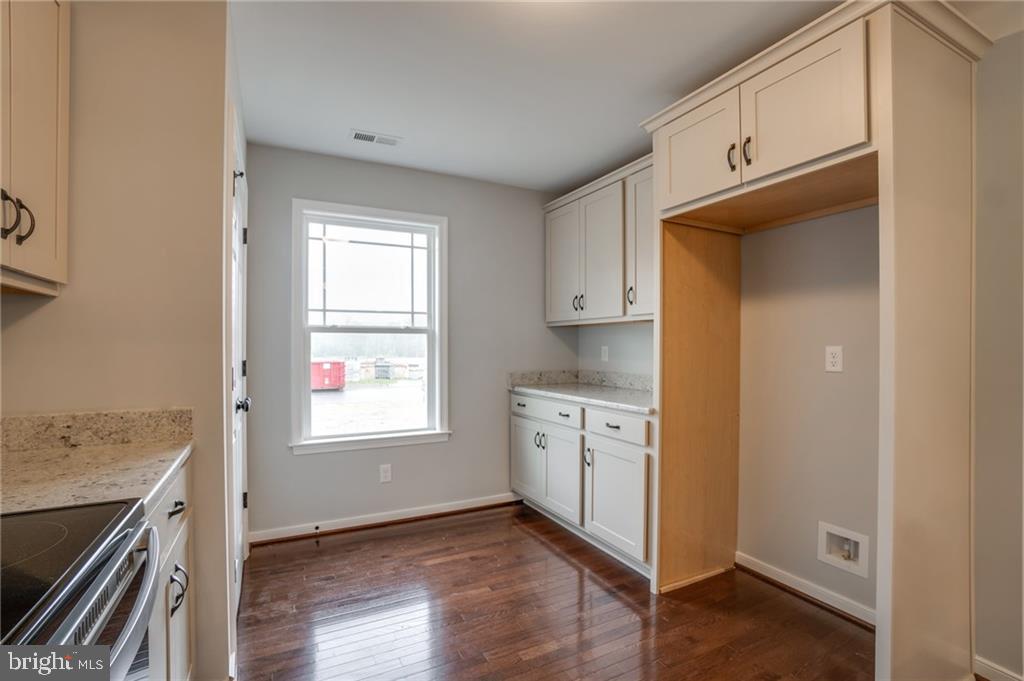 113 LOGAN WAY, TAPPAHANNOCK, Virginia 22560, 3 Bedrooms Bedrooms, 6 Rooms Rooms,2 BathroomsBathrooms,Residential,For sale,113 LOGAN WAY,VAES2000808 MLS # VAES2000808
