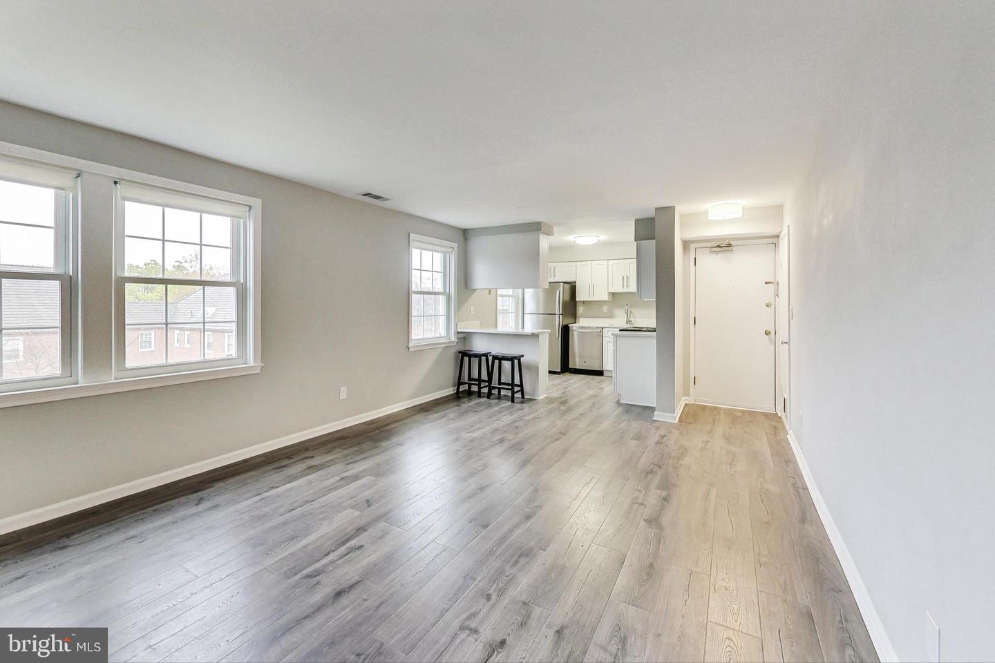 2012 FORT DAVIS ST SE #201, WASHINGTON, District Of Columbia 20020, 1 Bedroom Bedrooms, ,1 BathroomBathrooms,Residential,For sale,2012 FORT DAVIS ST SE #201,DCDC2185842 MLS # DCDC2185842