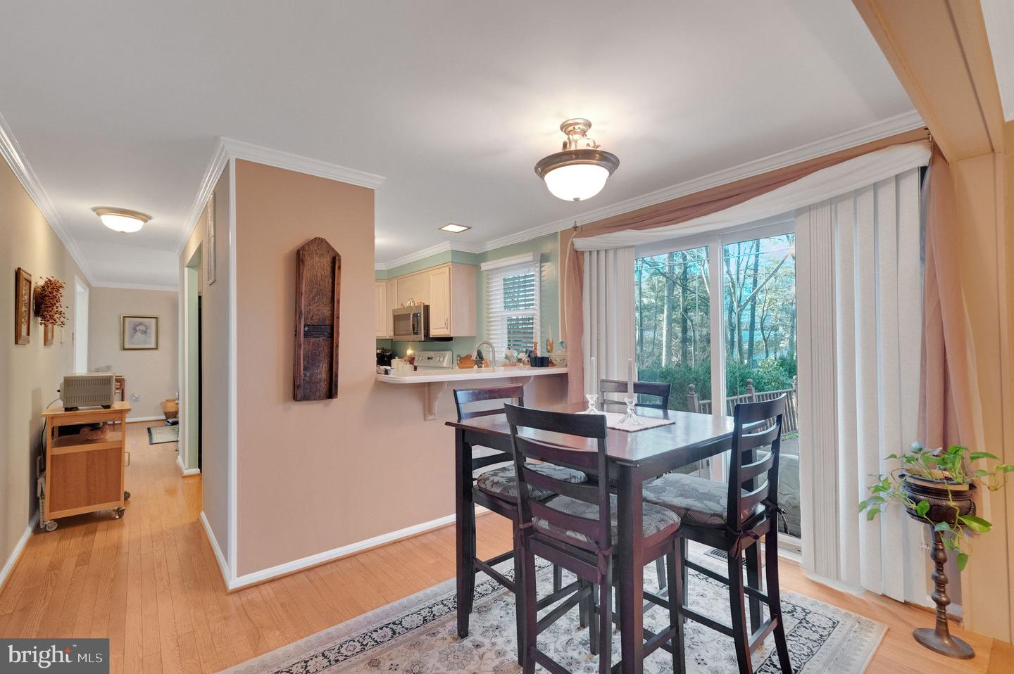 10808 WINTER CORN LN, RESTON, Virginia 20191, 3 Bedrooms Bedrooms, 7 Rooms Rooms,2 BathroomsBathrooms,Residential,For sale,10808 WINTER CORN LN,VAFX2214984 MLS # VAFX2214984