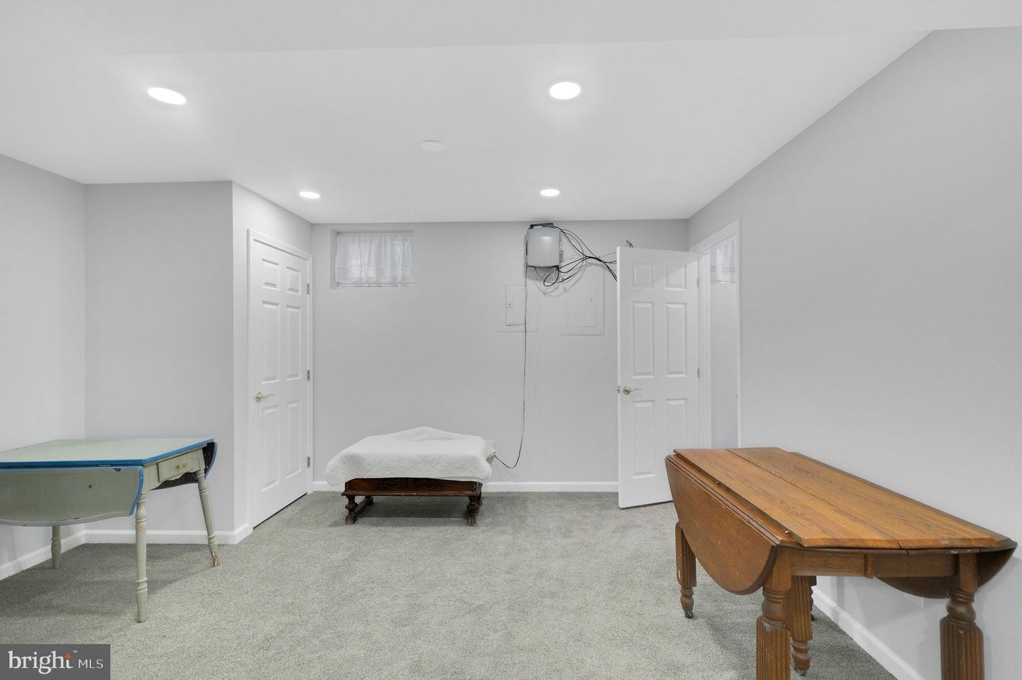 10808 WINTER CORN LN, RESTON, Virginia 20191, 3 Bedrooms Bedrooms, 7 Rooms Rooms,2 BathroomsBathrooms,Residential,For sale,10808 WINTER CORN LN,VAFX2214984 MLS # VAFX2214984
