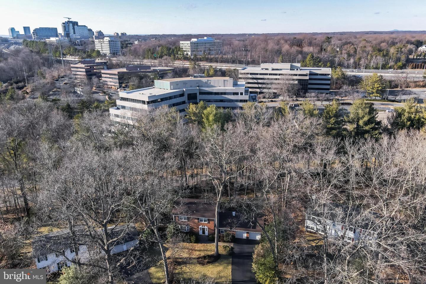 10808 WINTER CORN LN, RESTON, Virginia 20191, 3 Bedrooms Bedrooms, 7 Rooms Rooms,2 BathroomsBathrooms,Residential,For sale,10808 WINTER CORN LN,VAFX2214984 MLS # VAFX2214984