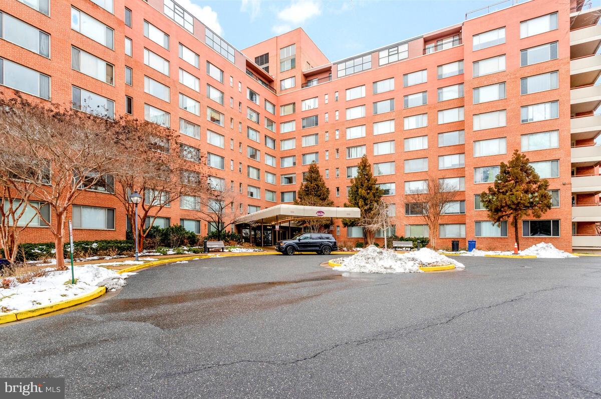 1111 ARLINGTON BLVD #925, ARLINGTON, Virginia 22209, 1 Bedroom Bedrooms, ,1 BathroomBathrooms,Residential,For sale,1111 ARLINGTON BLVD #925,VAAR2053470 MLS # VAAR2053470