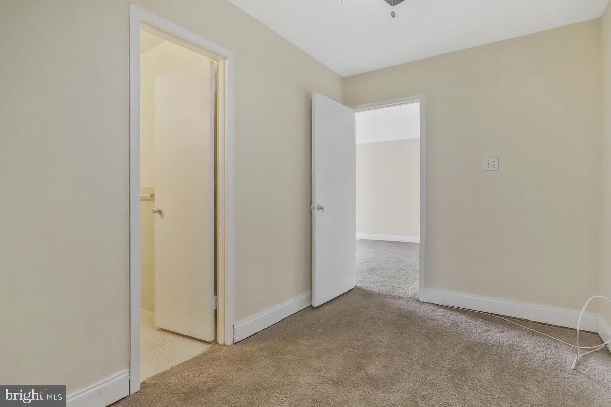 1111 ARLINGTON BLVD #925, ARLINGTON, Virginia 22209, 1 Bedroom Bedrooms, ,1 BathroomBathrooms,Residential,For sale,1111 ARLINGTON BLVD #925,VAAR2053470 MLS # VAAR2053470