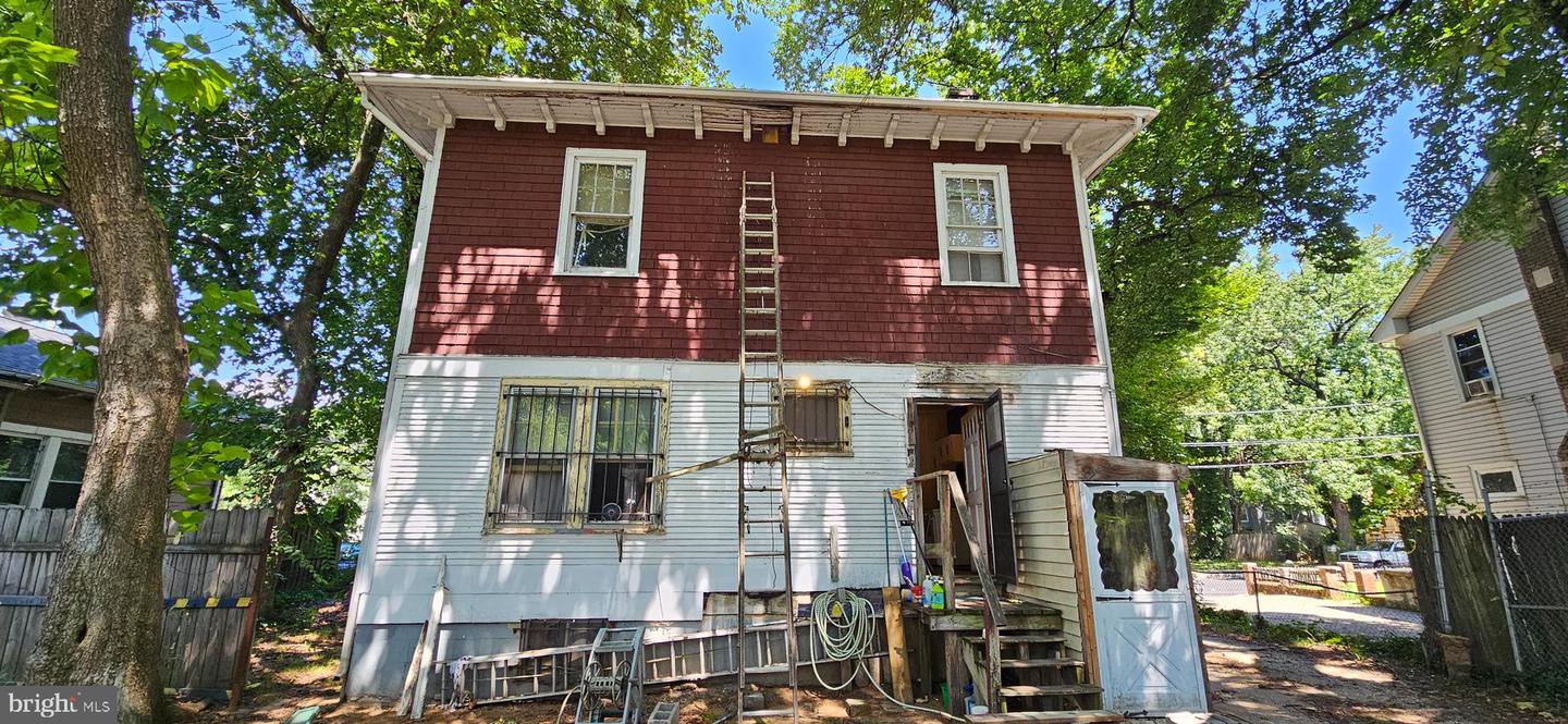 4905 QUARLES ST NE, WASHINGTON, District Of Columbia 20019, 4 Bedrooms Bedrooms, ,1 BathroomBathrooms,Residential,For sale,4905 QUARLES ST NE,DCDC2185874 MLS # DCDC2185874
