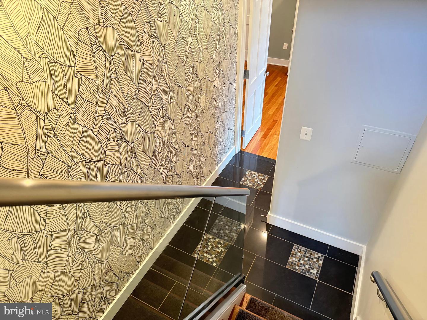915 3RD ST NE, WASHINGTON, District Of Columbia 20002, 5 Bedrooms Bedrooms, ,6 BathroomsBathrooms,Residential,For sale,915 3RD ST NE,DCDC2155662 MLS # DCDC2155662