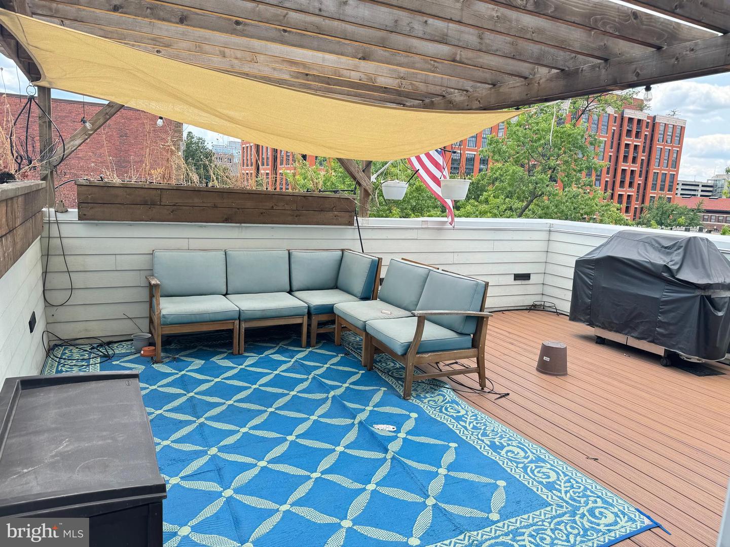 915 3RD ST NE, WASHINGTON, District Of Columbia 20002, 5 Bedrooms Bedrooms, ,6 BathroomsBathrooms,Residential,For sale,915 3RD ST NE,DCDC2155662 MLS # DCDC2155662