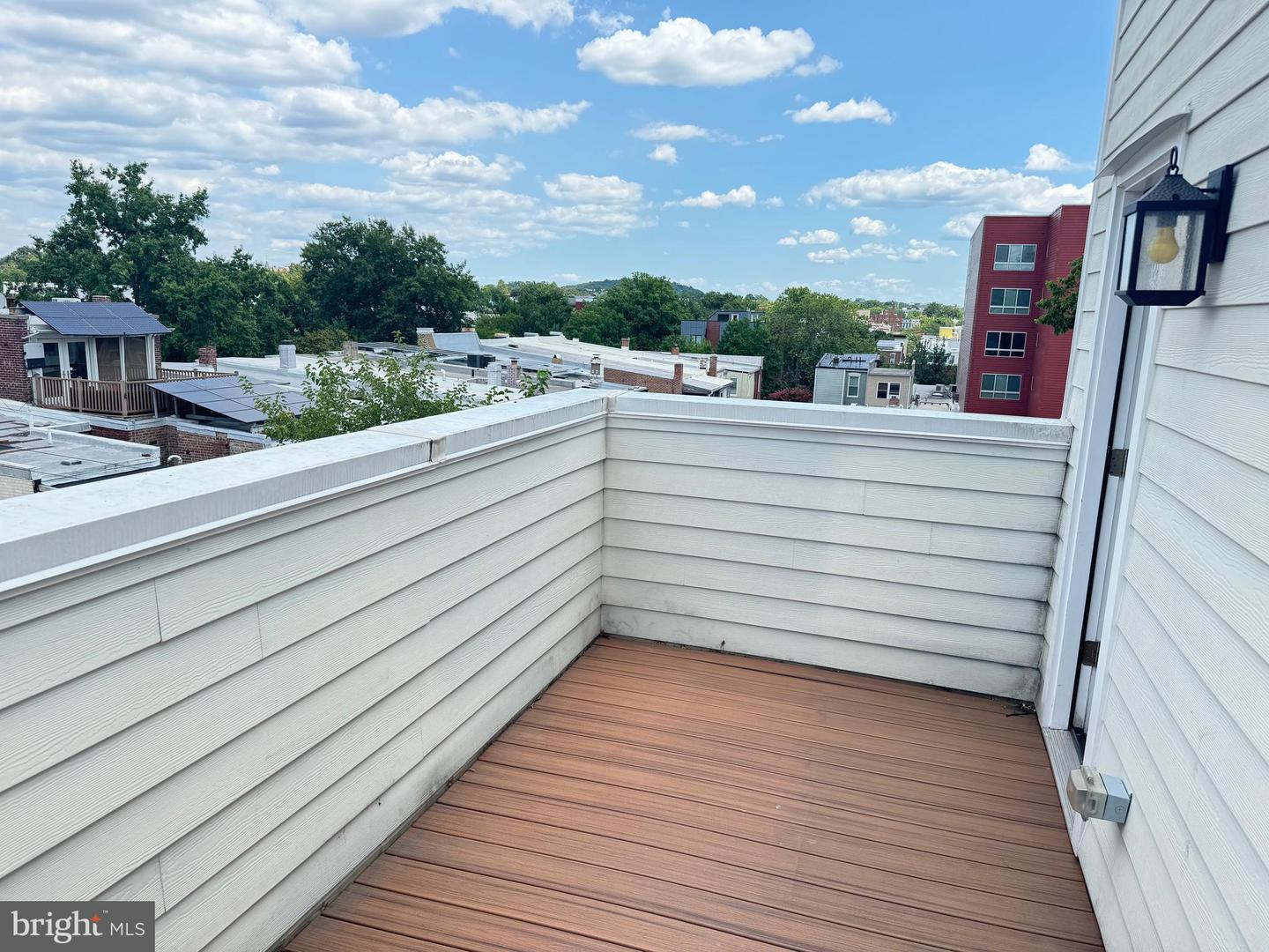 915 3RD ST NE, WASHINGTON, District Of Columbia 20002, 5 Bedrooms Bedrooms, ,6 BathroomsBathrooms,Residential,For sale,915 3RD ST NE,DCDC2155662 MLS # DCDC2155662