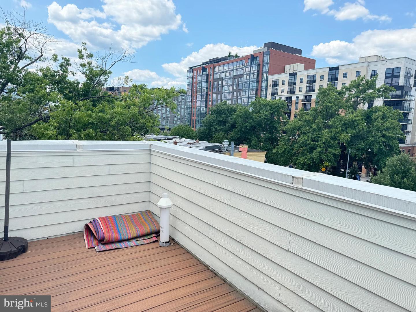 915 3RD ST NE, WASHINGTON, District Of Columbia 20002, 5 Bedrooms Bedrooms, ,6 BathroomsBathrooms,Residential,For sale,915 3RD ST NE,DCDC2155662 MLS # DCDC2155662