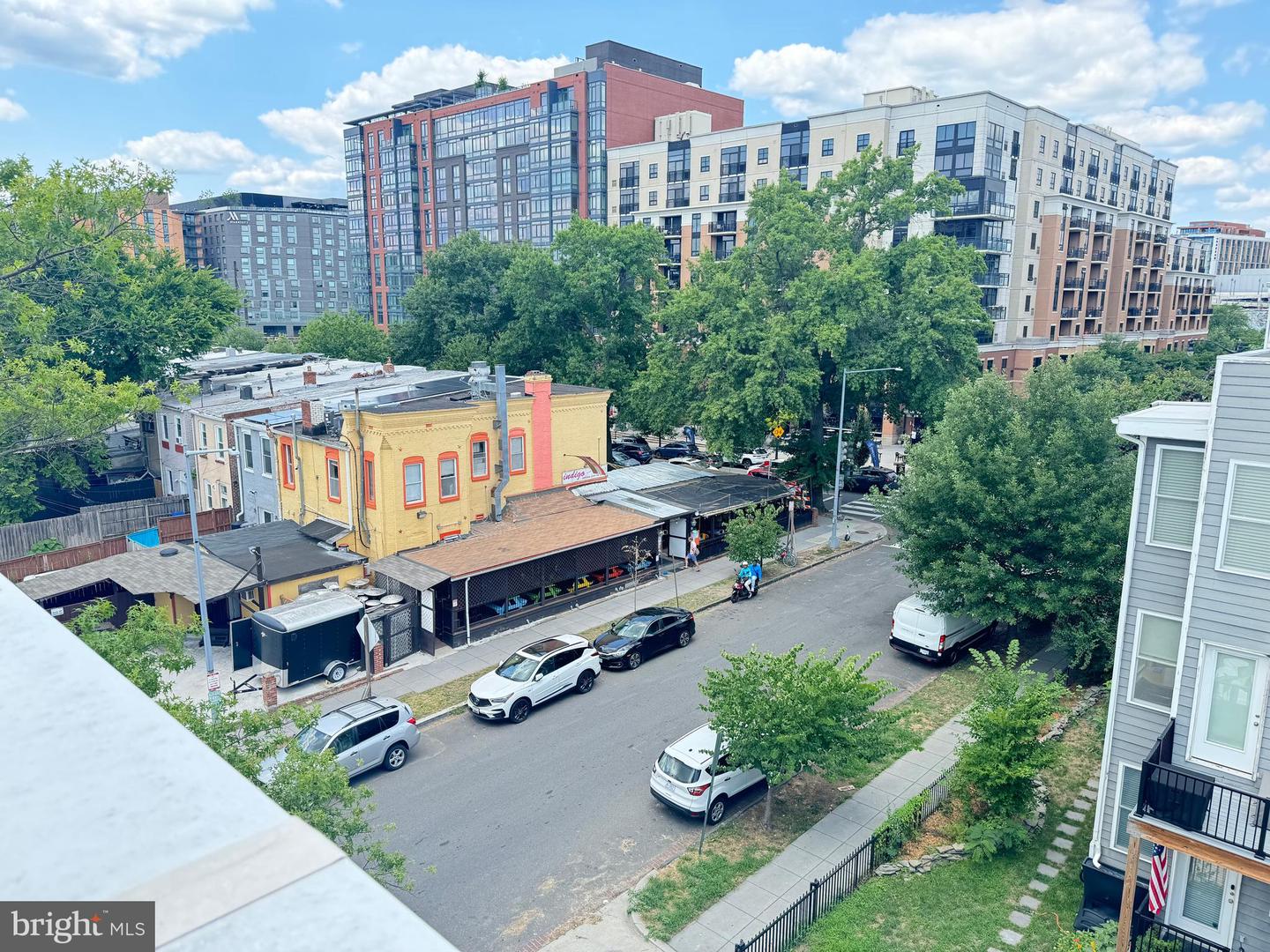 915 3RD ST NE, WASHINGTON, District Of Columbia 20002, 5 Bedrooms Bedrooms, ,6 BathroomsBathrooms,Residential,For sale,915 3RD ST NE,DCDC2155662 MLS # DCDC2155662