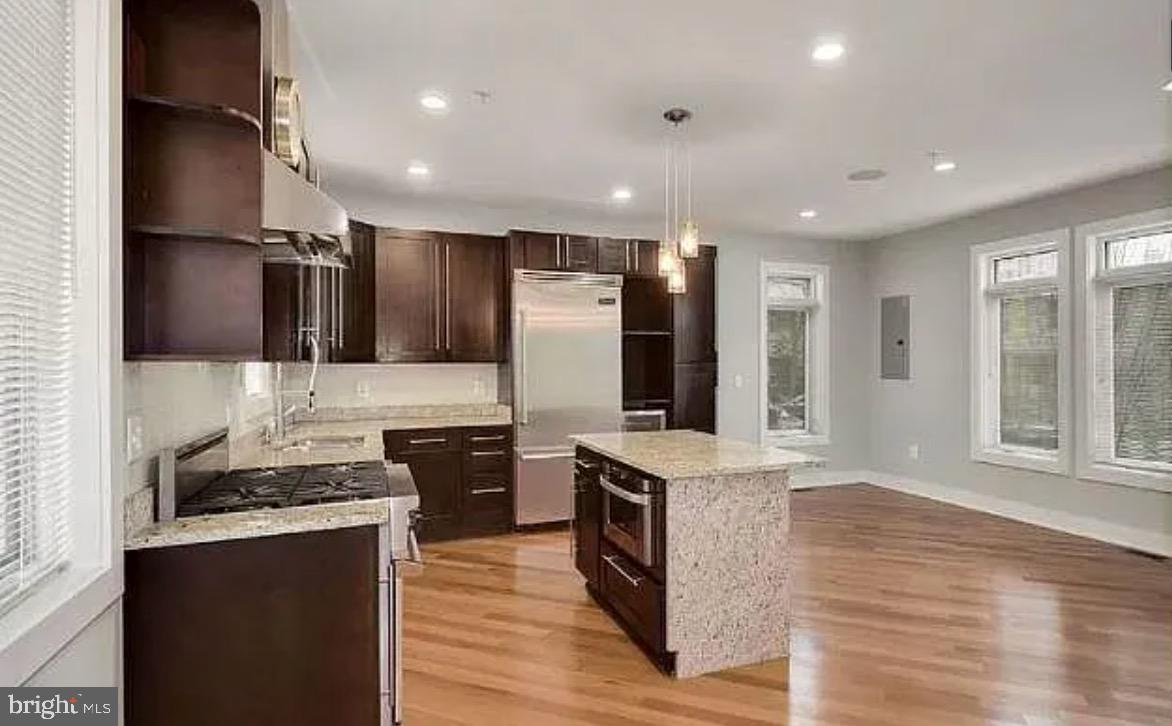 915 3RD ST NE, WASHINGTON, District Of Columbia 20002, 5 Bedrooms Bedrooms, ,6 BathroomsBathrooms,Residential,For sale,915 3RD ST NE,DCDC2155662 MLS # DCDC2155662